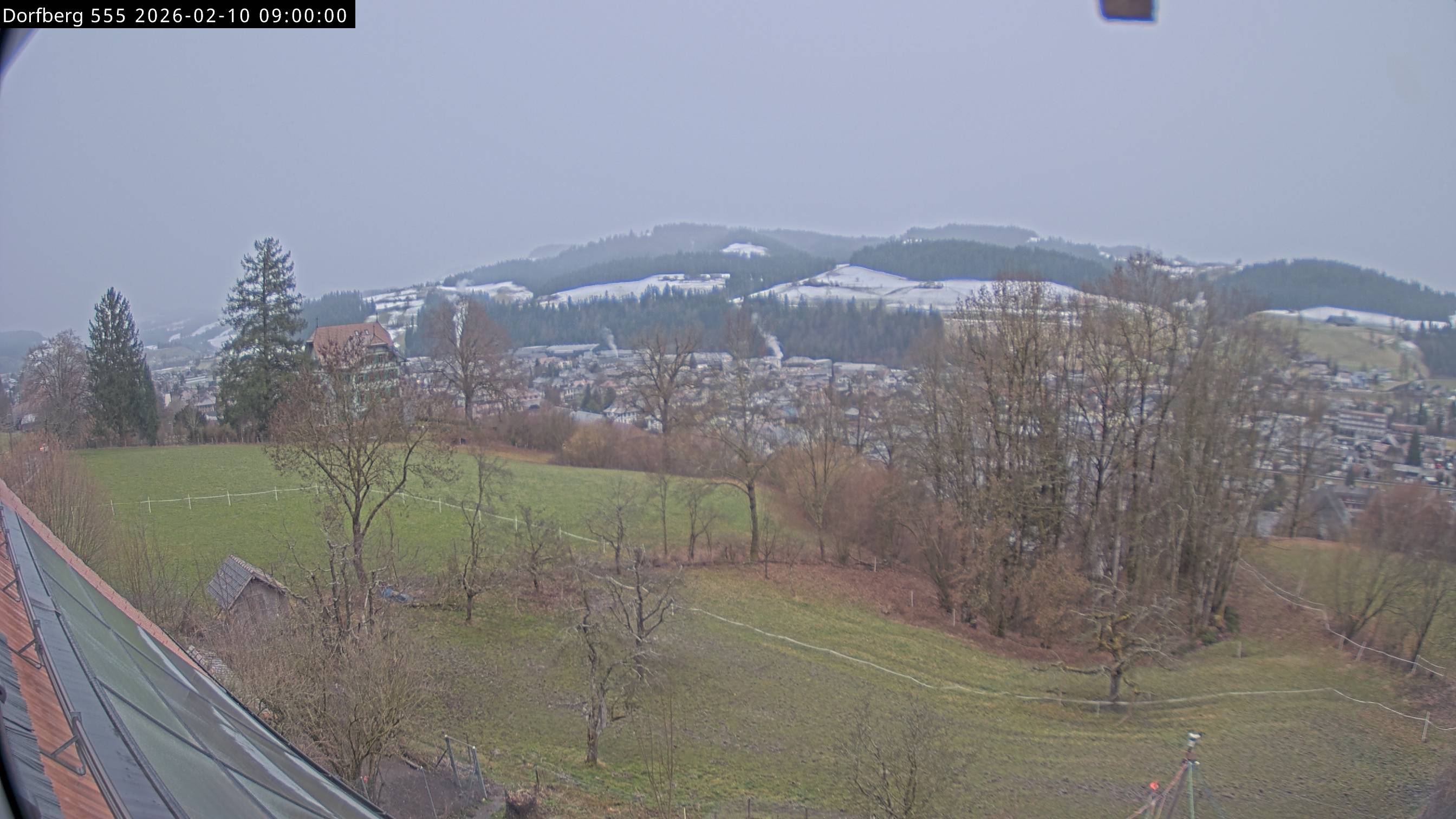 Webcam-Bild: Aussicht vom Dorfberg in Langnau 20260210-090000