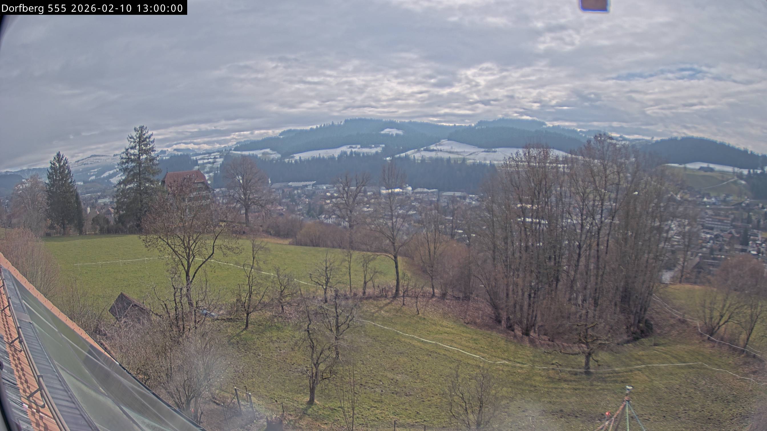 Webcam-Bild: Aussicht vom Dorfberg in Langnau 20260210-130000