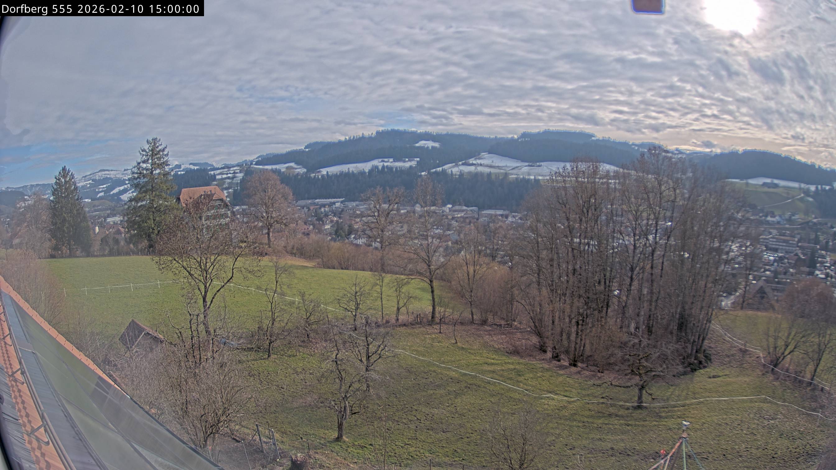 Webcam-Bild: Aussicht vom Dorfberg in Langnau 20260210-150000