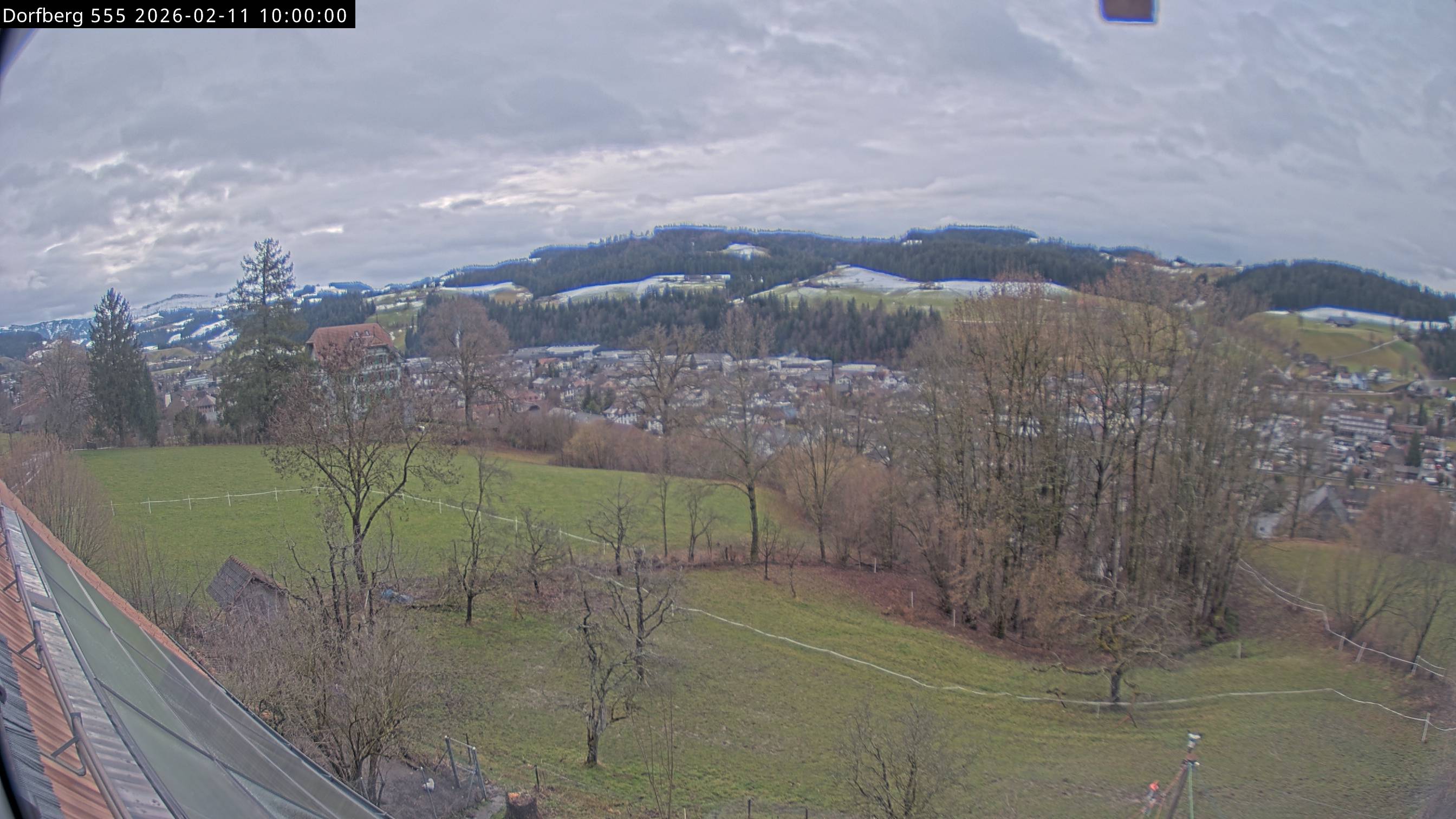 Webcam-Bild: Aussicht vom Dorfberg in Langnau 20260211-100000