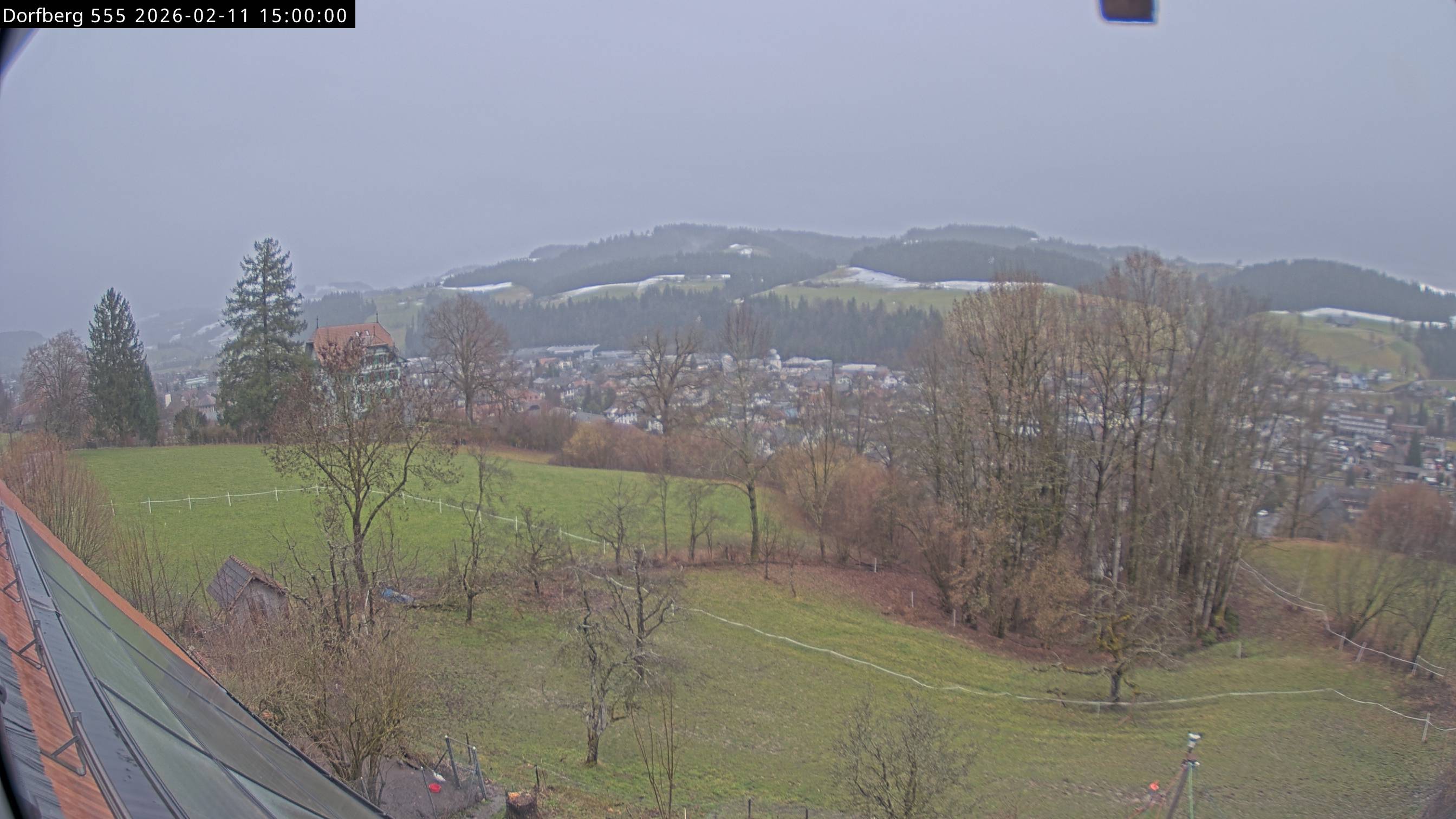 Webcam-Bild: Aussicht vom Dorfberg in Langnau 20260211-150000
