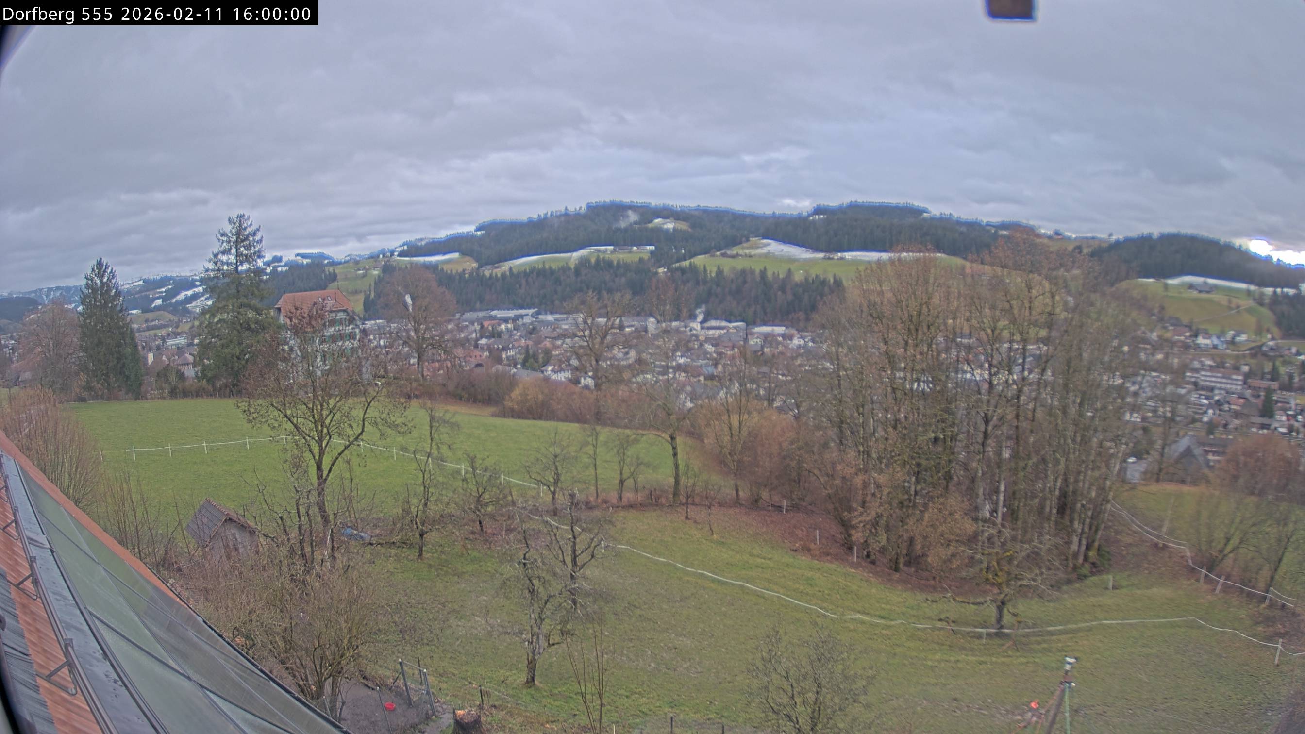 Webcam-Bild: Aussicht vom Dorfberg in Langnau 20260211-160000