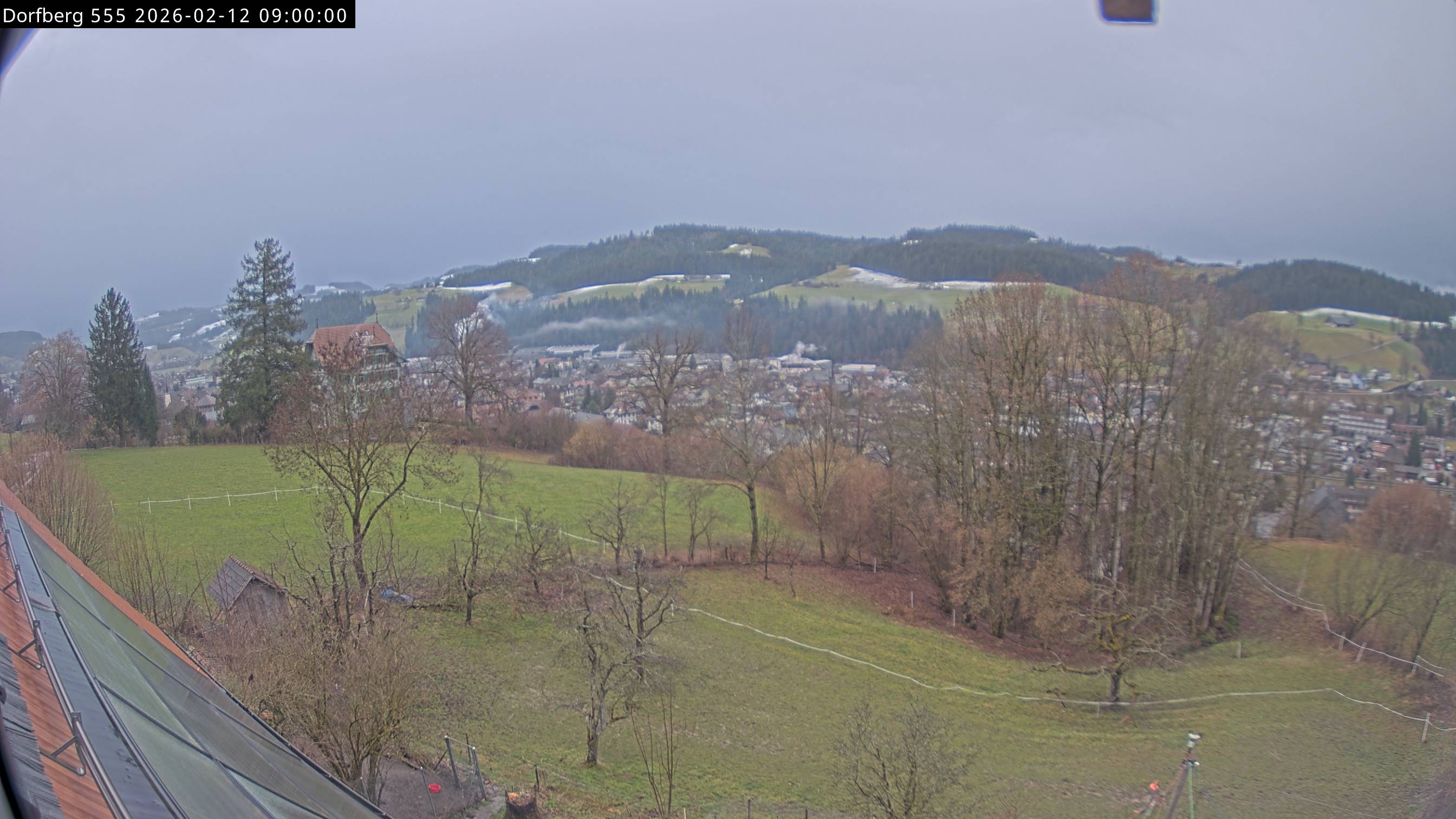 Webcam-Bild: Aussicht vom Dorfberg in Langnau 20260212-090000