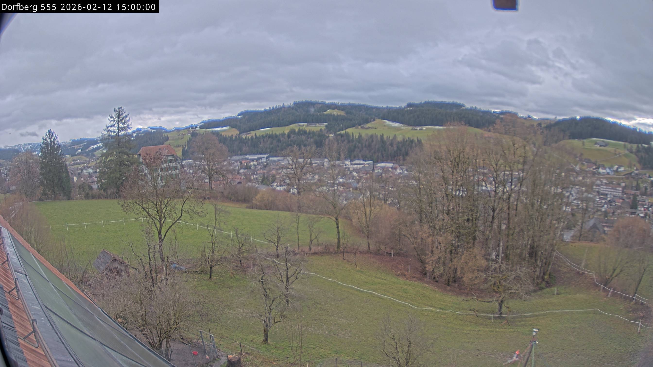 Webcam-Bild: Aussicht vom Dorfberg in Langnau 20260212-150000