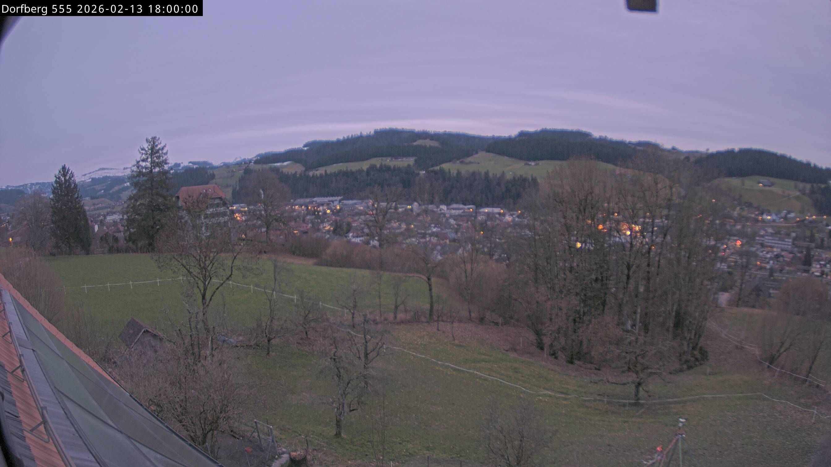 Webcam-Bild: Aussicht vom Dorfberg in Langnau 20260213-180000