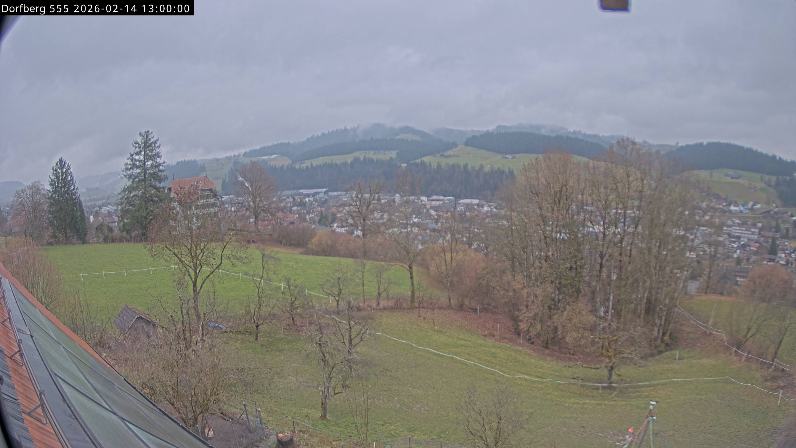 Webcam-Bild: Aussicht vom Dorfberg in Langnau 20260214-130000