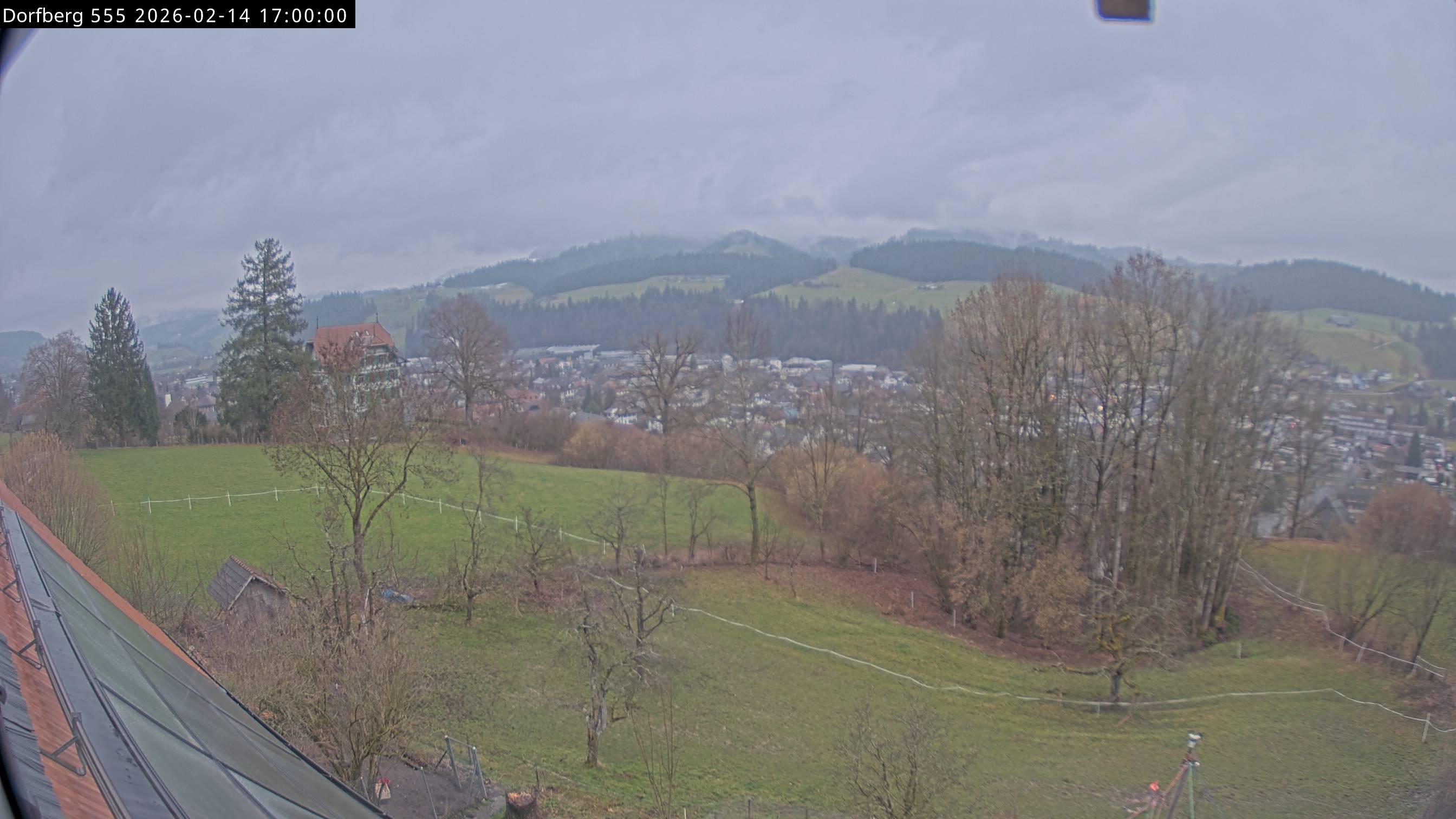 Webcam-Bild: Aussicht vom Dorfberg in Langnau 20260214-170000