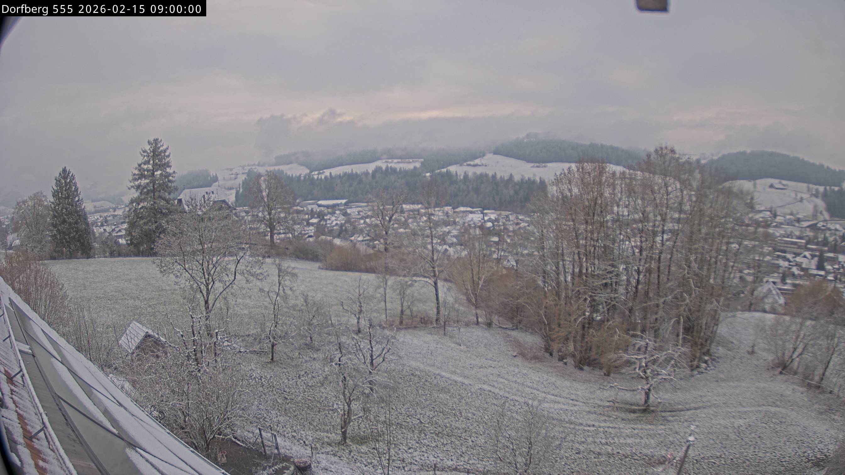 Webcam-Bild: Aussicht vom Dorfberg in Langnau 20260215-090000