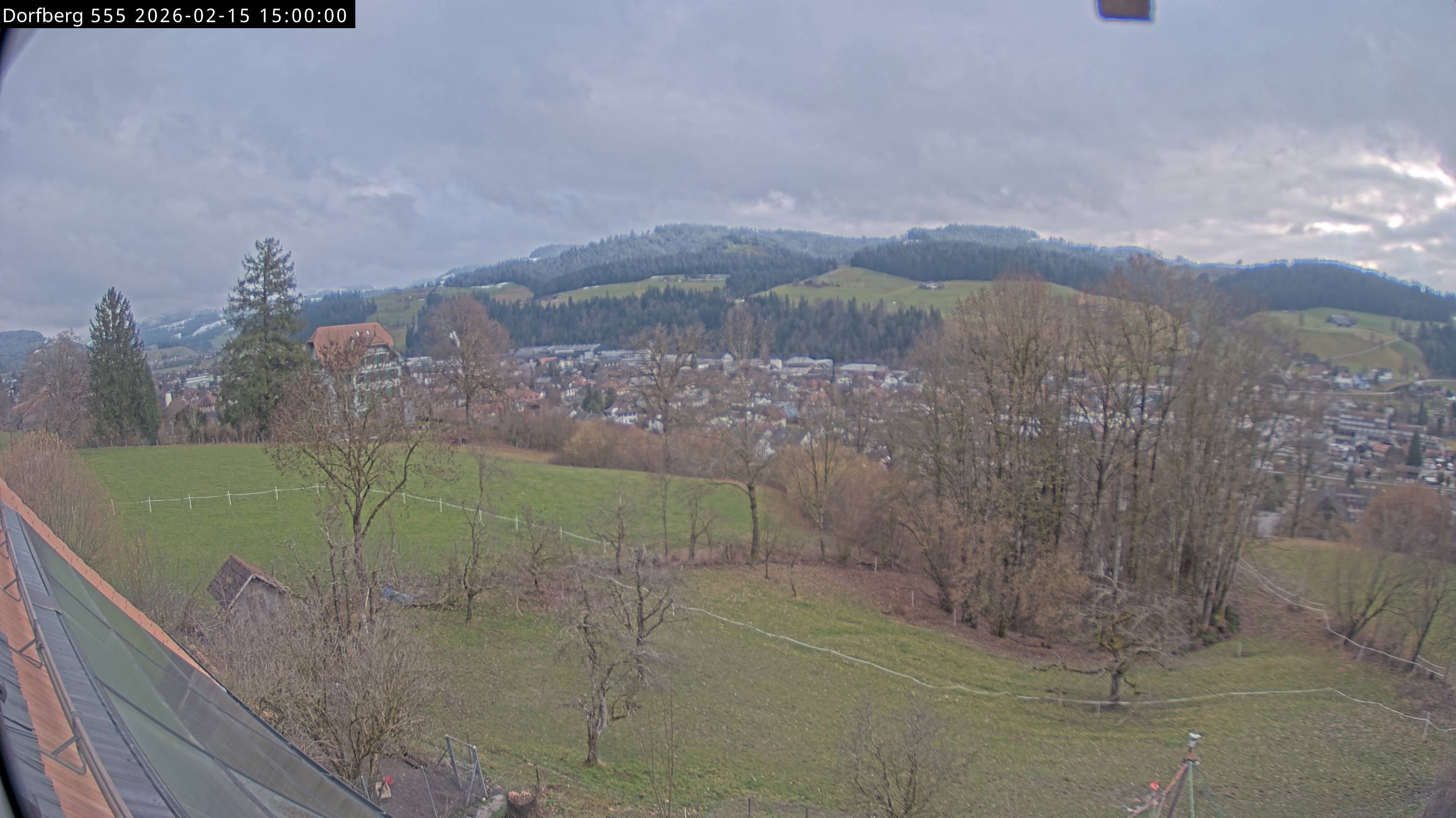 Webcam-Bild: Aussicht vom Dorfberg in Langnau 20260215-150000