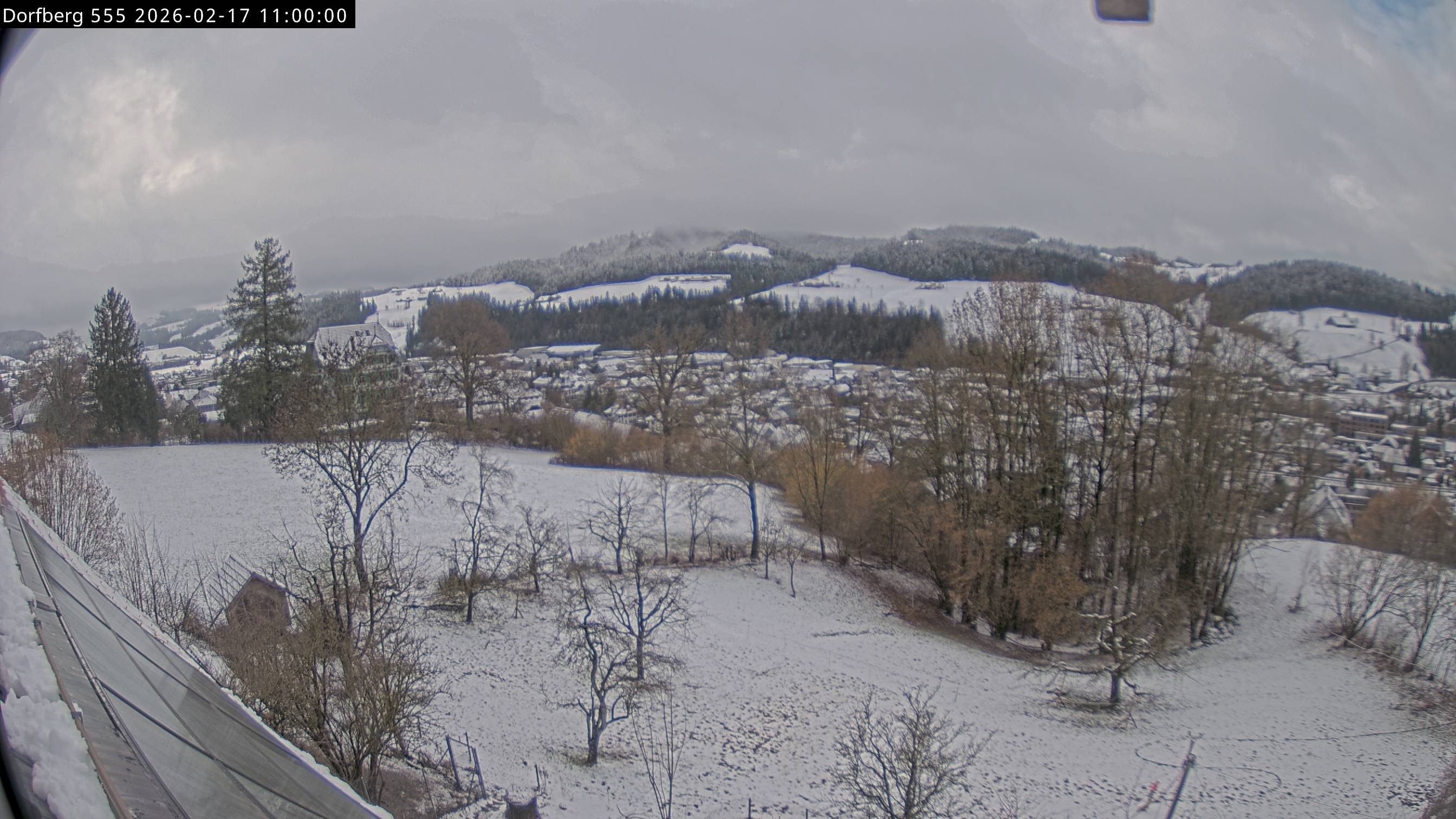 Webcam-Bild: Aussicht vom Dorfberg in Langnau 20260217-110000