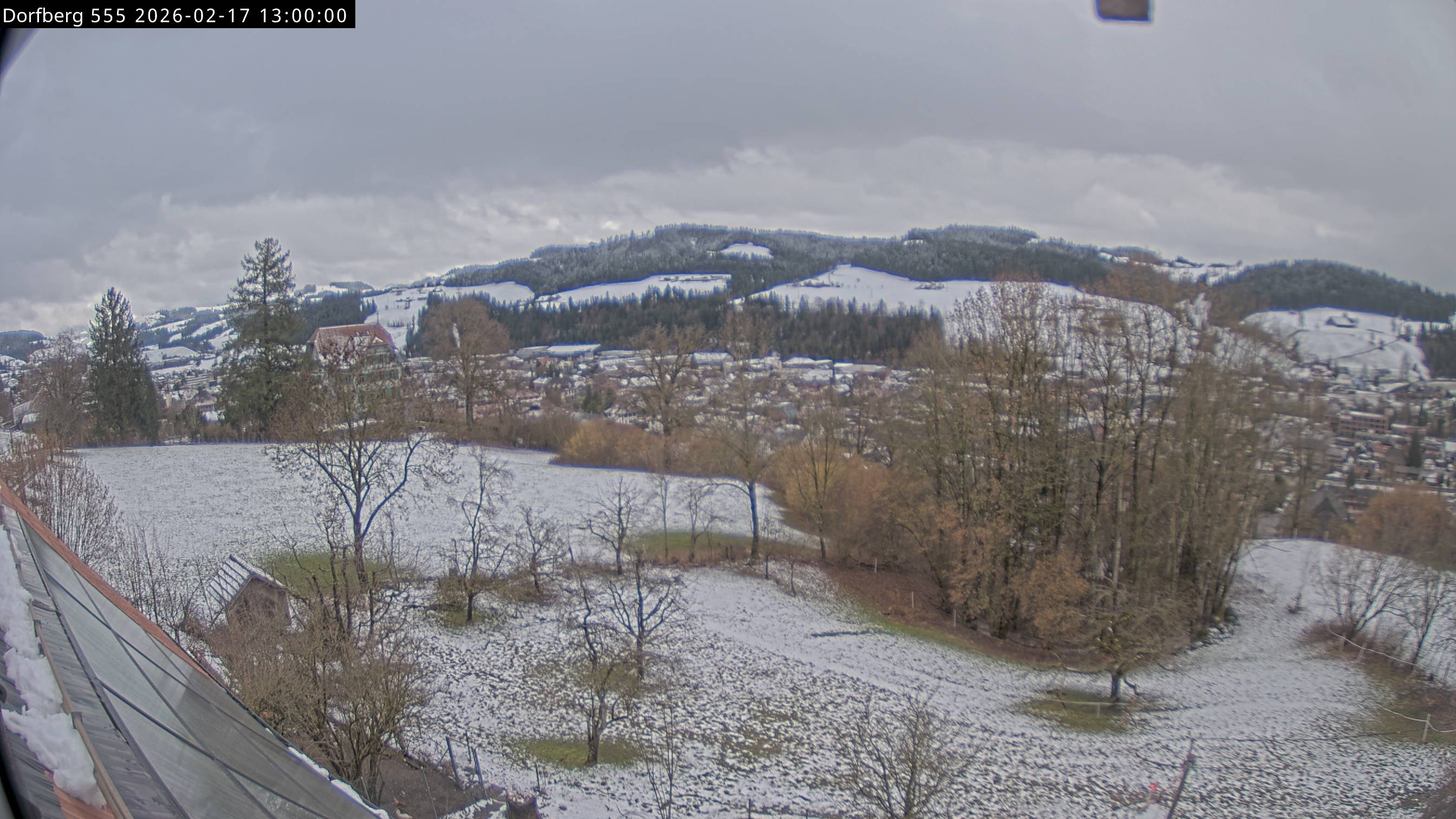 Webcam-Bild: Aussicht vom Dorfberg in Langnau 20260217-130000