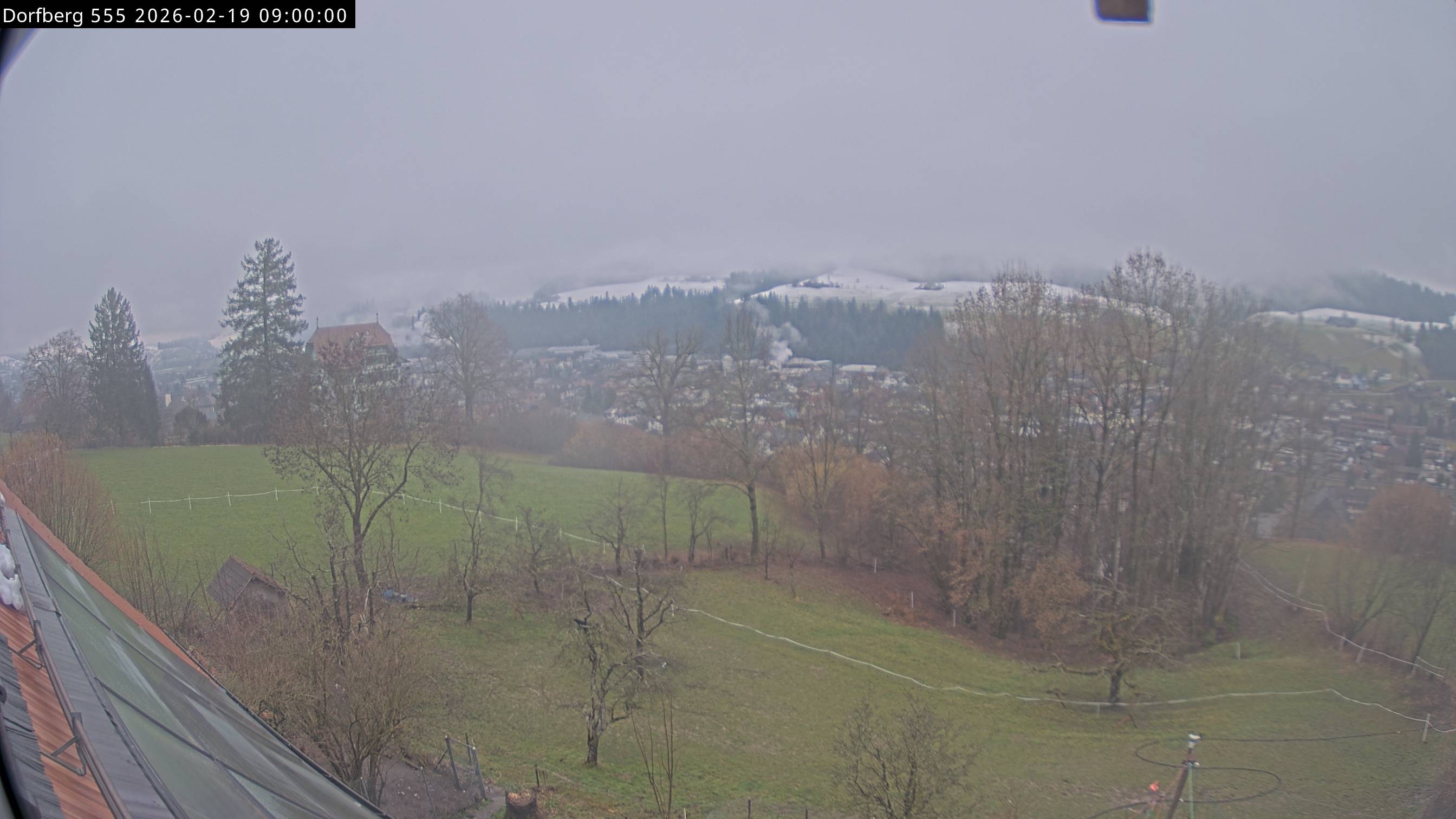 Webcam-Bild: Aussicht vom Dorfberg in Langnau 20260219-090000