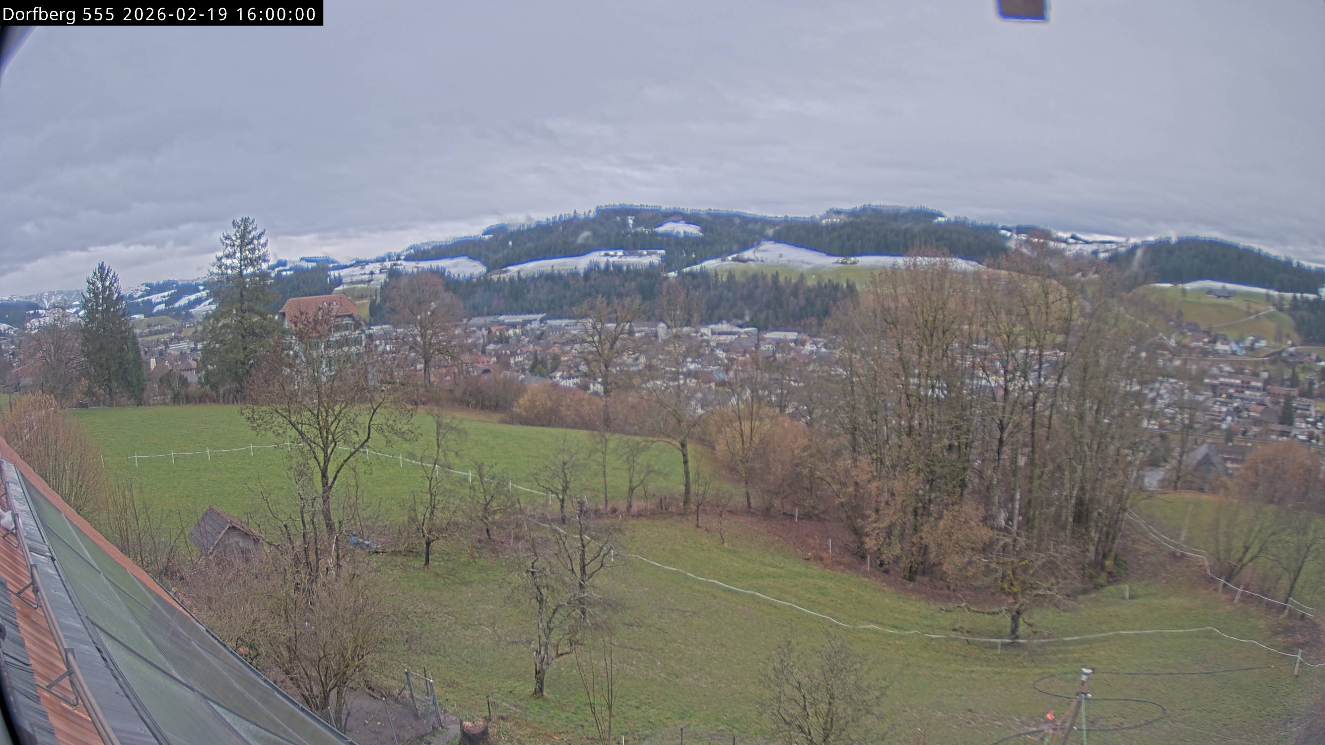 Webcam-Bild: Aussicht vom Dorfberg in Langnau 20260219-160000