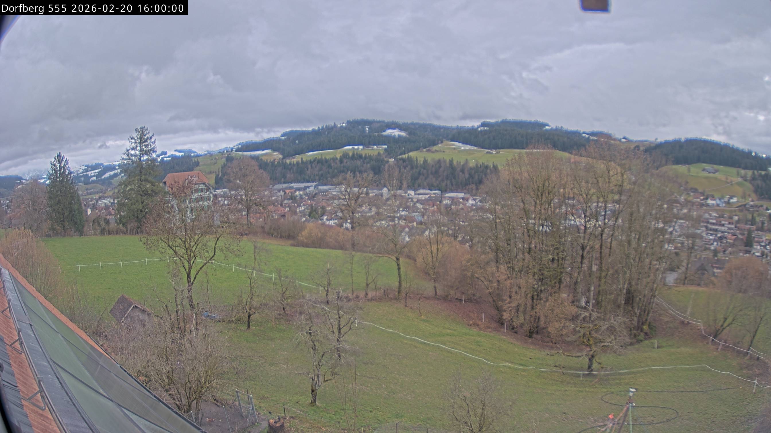 Webcam-Bild: Aussicht vom Dorfberg in Langnau 20260220-160000