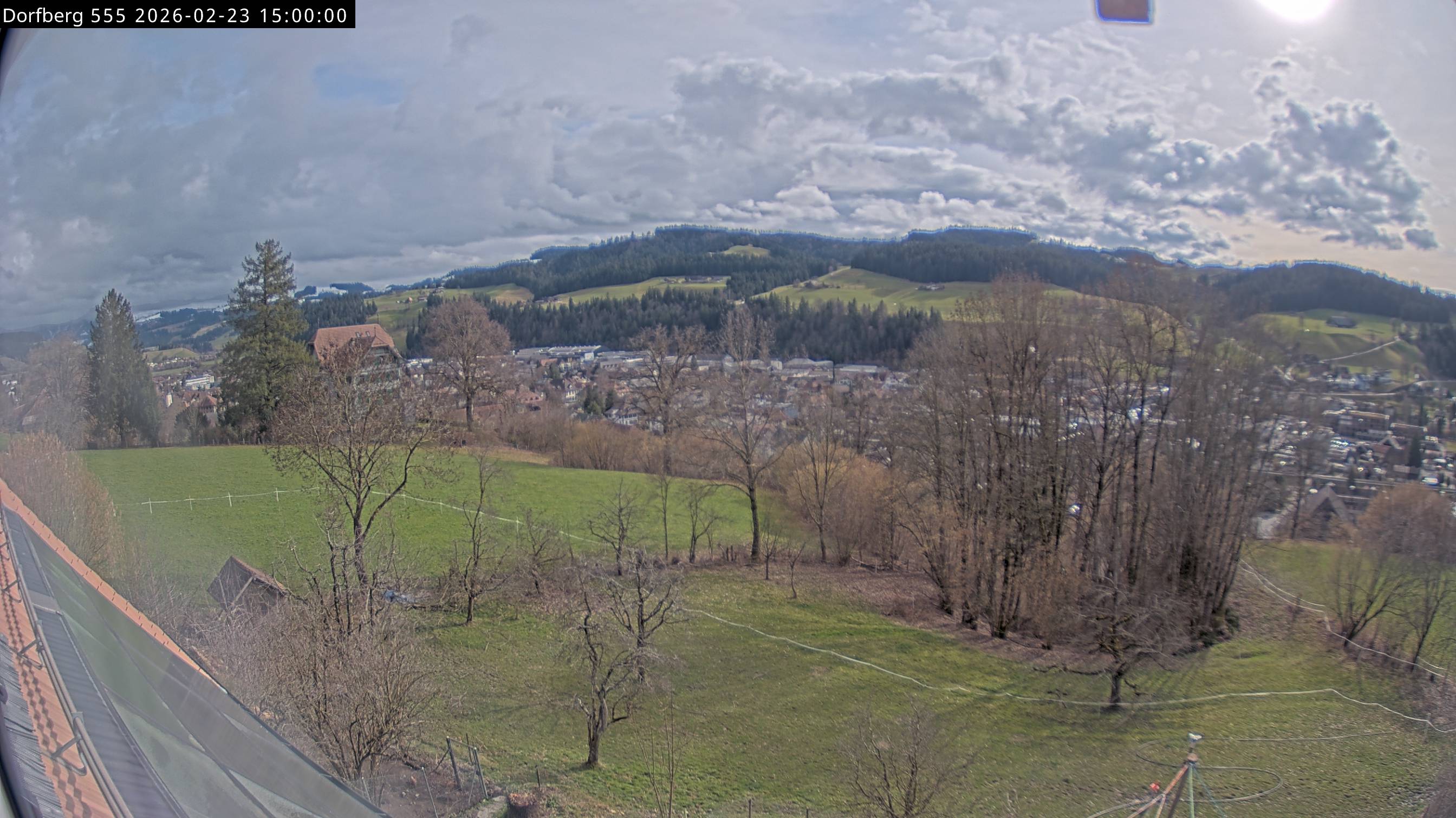 Webcam-Bild: Aussicht vom Dorfberg in Langnau 20260223-150000