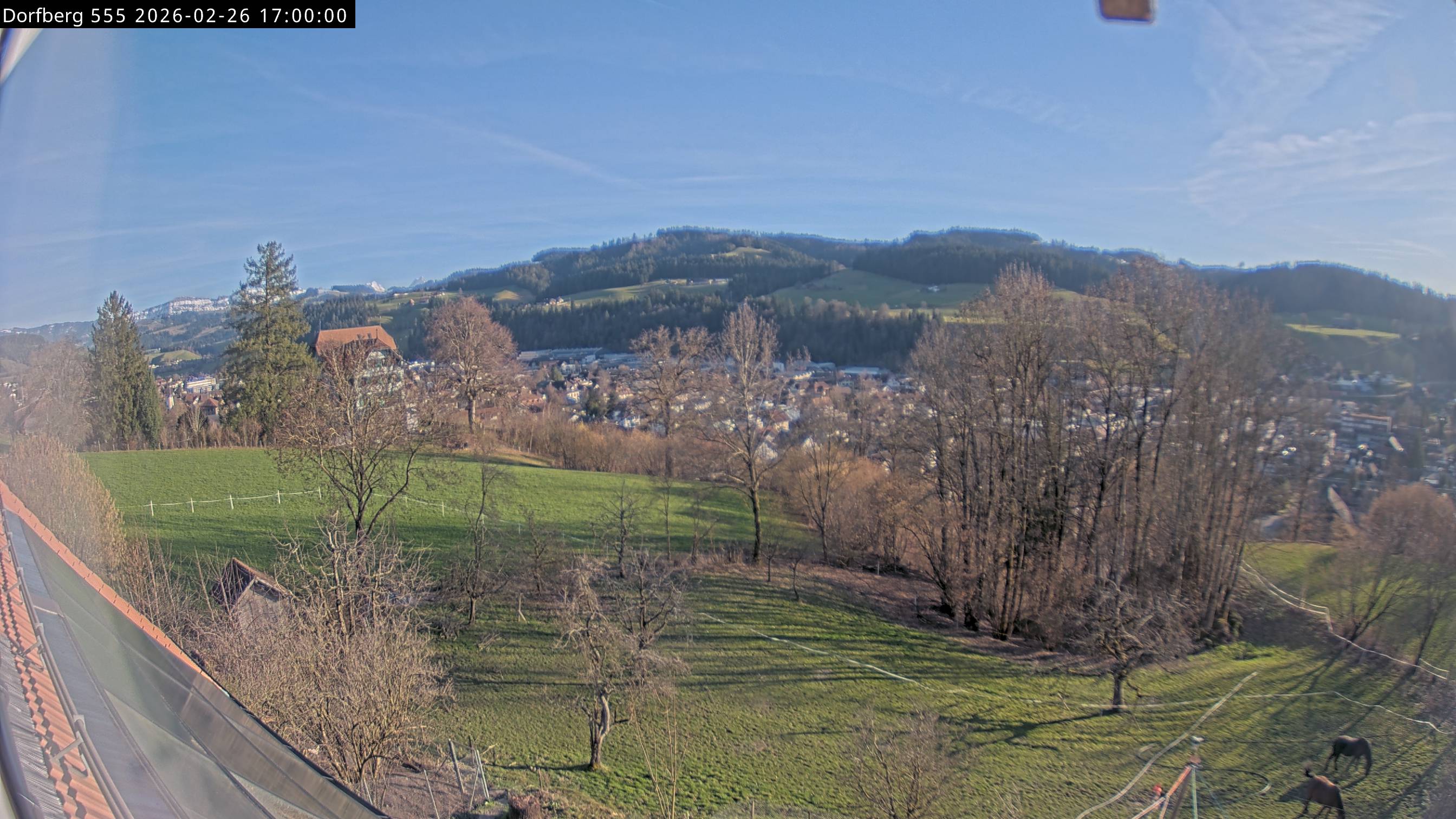 Webcam-Bild: Aussicht vom Dorfberg in Langnau 20260226-170000
