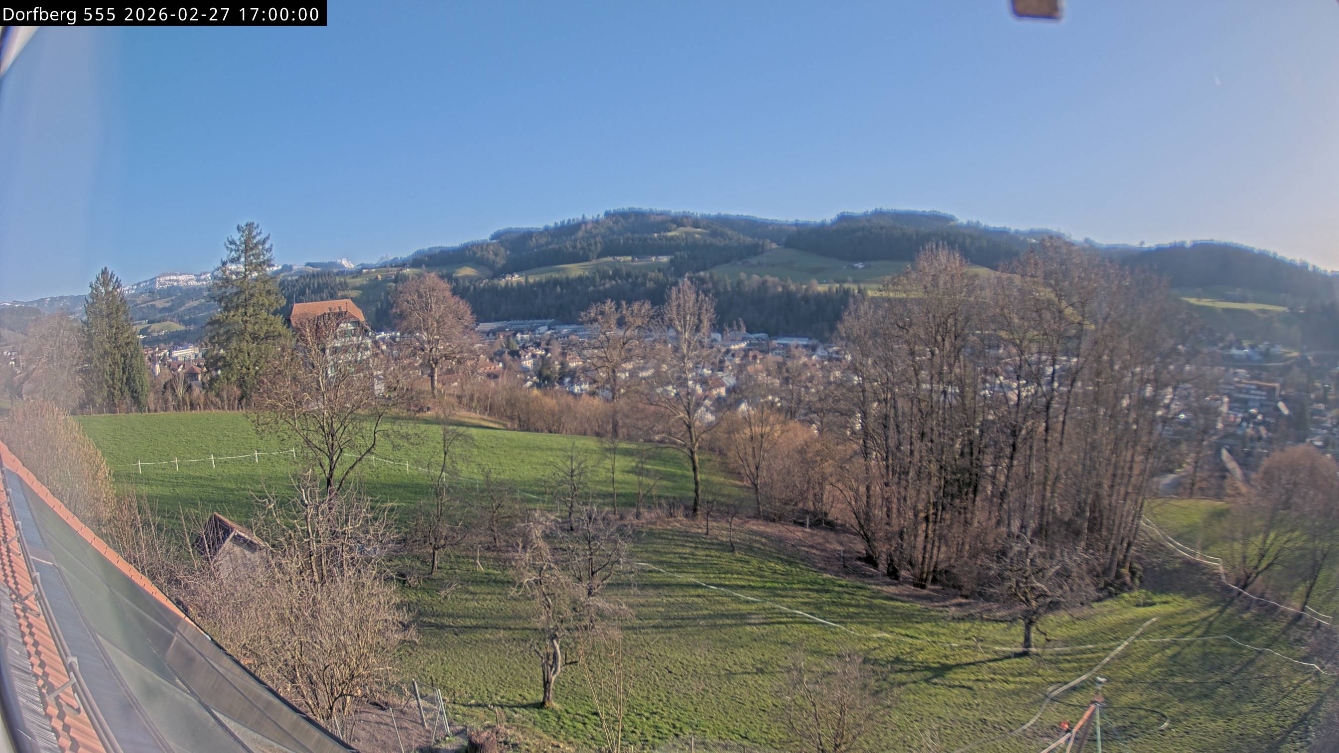 Webcam-Bild: Aussicht vom Dorfberg in Langnau 20260227-170000