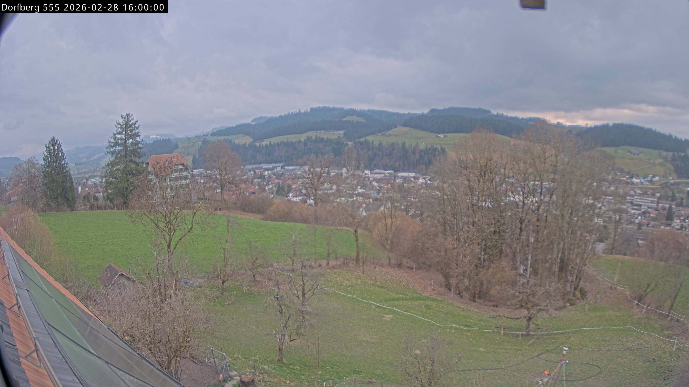 Webcam-Bild: Aussicht vom Dorfberg in Langnau 20260228-160000