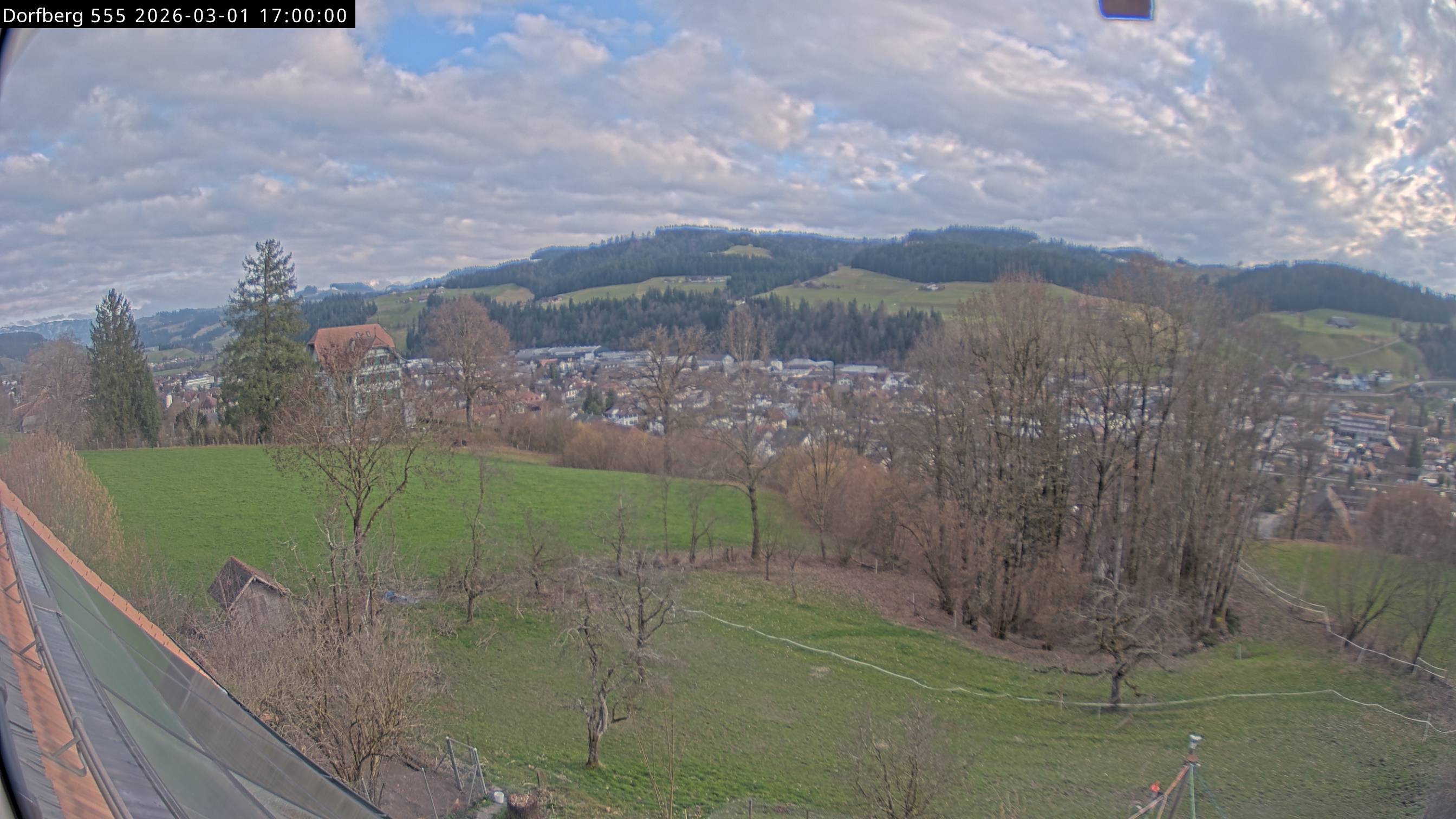 Webcam-Bild: Aussicht vom Dorfberg in Langnau 20260301-170000