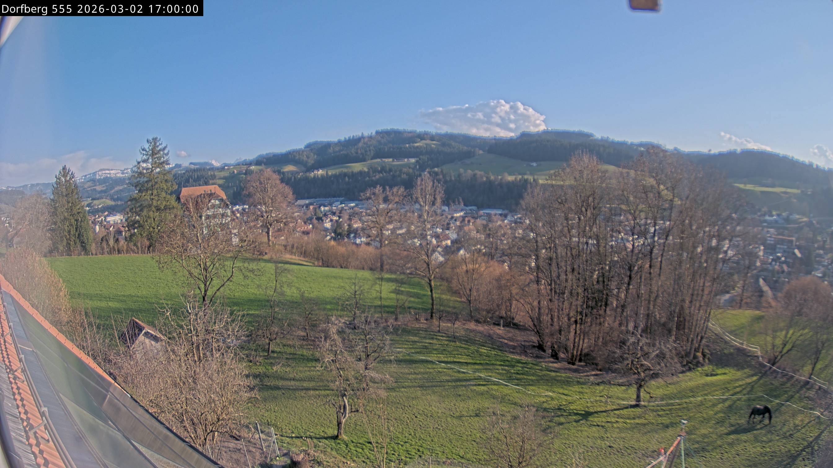 Webcam-Bild: Aussicht vom Dorfberg in Langnau 20260302-170000