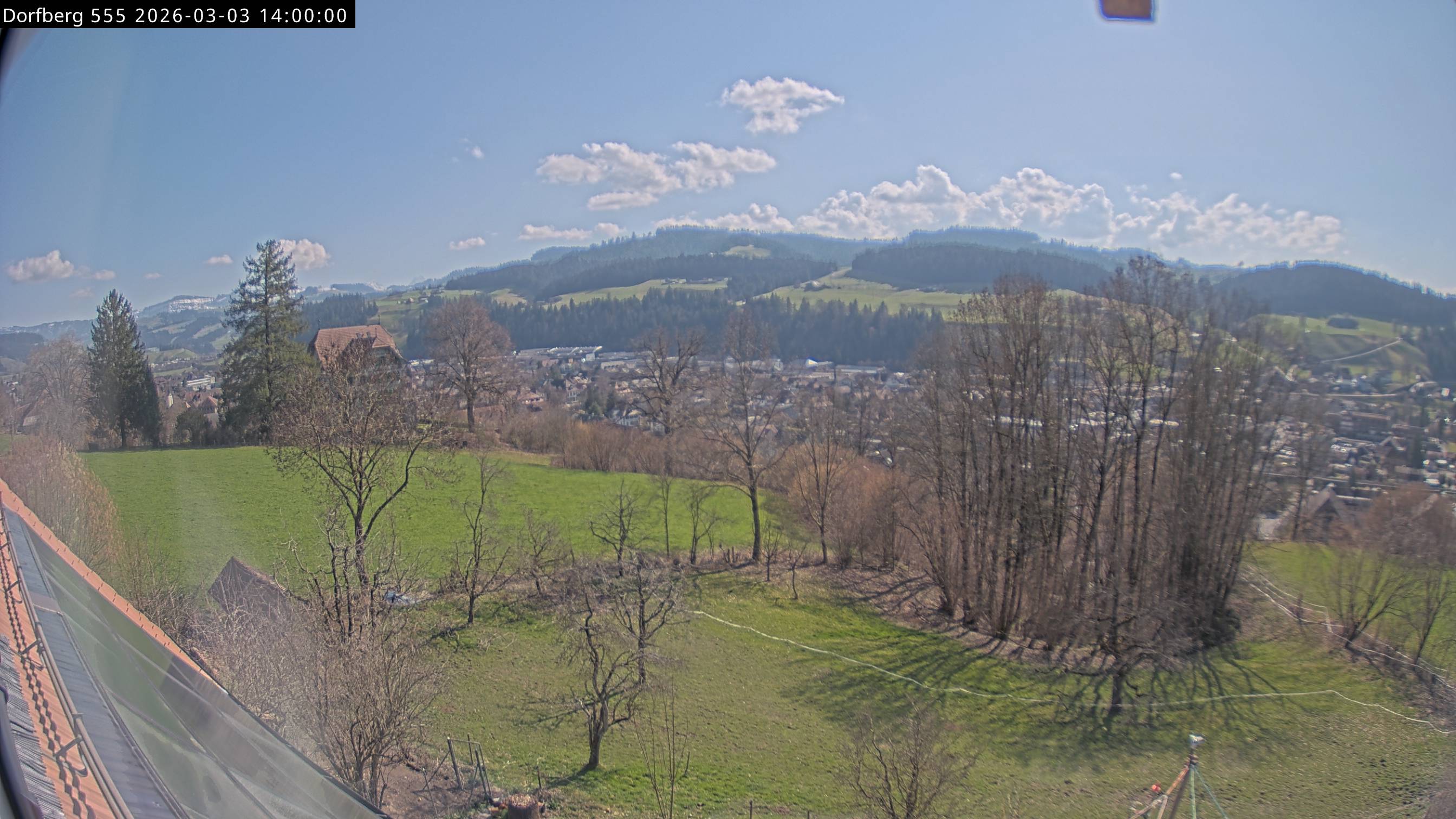 Webcam-Bild: Aussicht vom Dorfberg in Langnau 20260303-140000