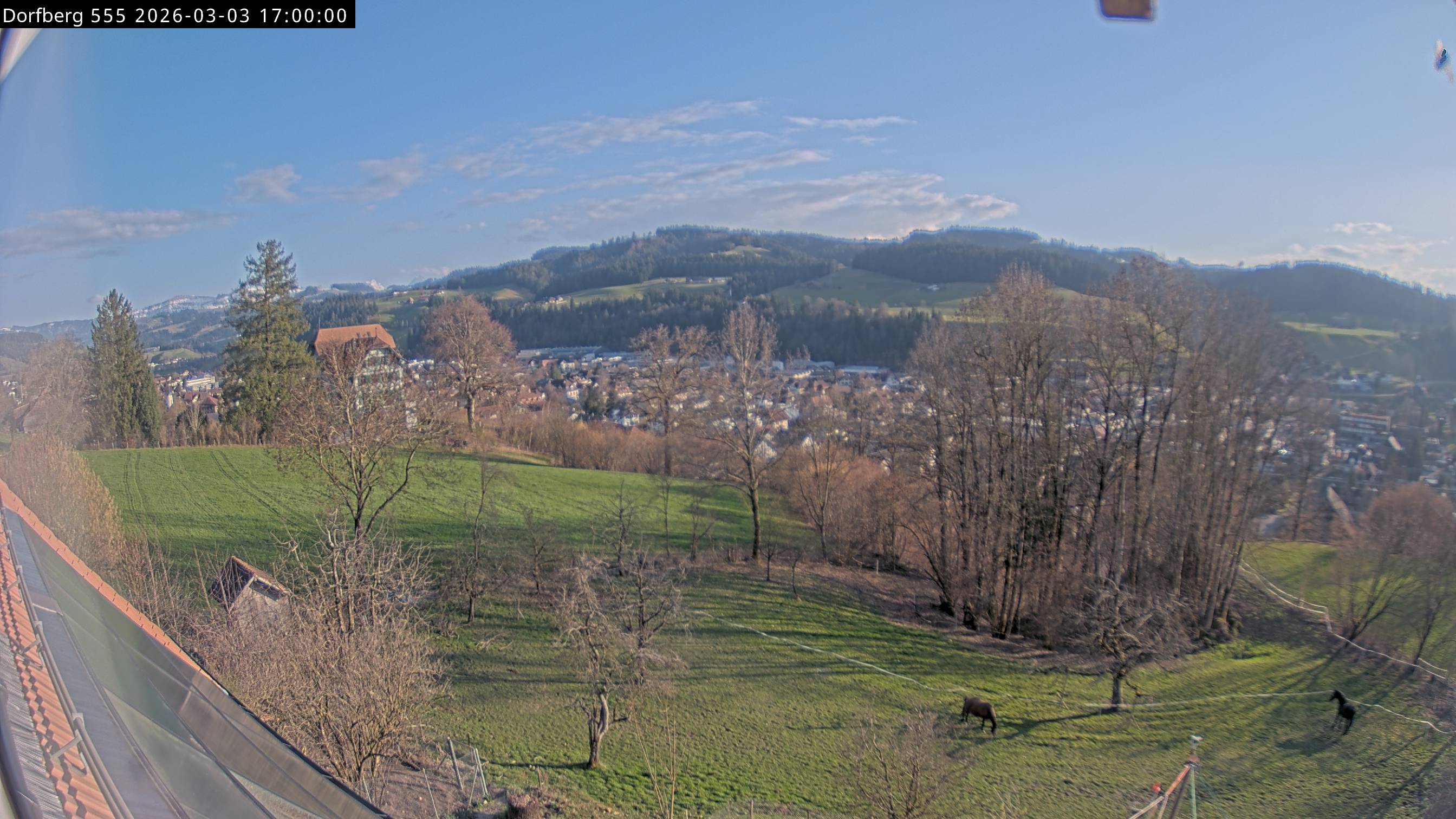 Webcam-Bild: Aussicht vom Dorfberg in Langnau 20260303-170000