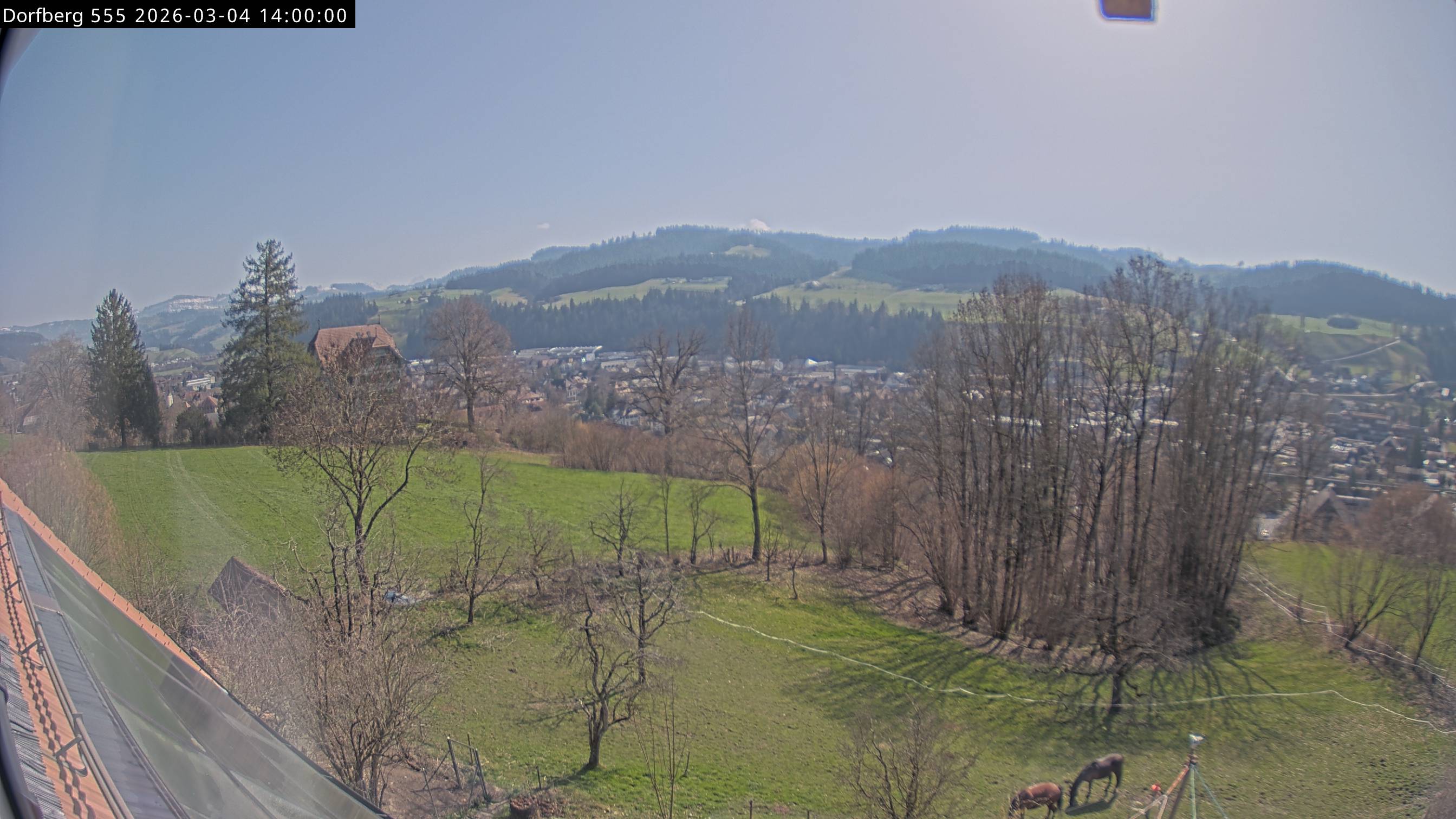 Webcam-Bild: Aussicht vom Dorfberg in Langnau 20260304-140000