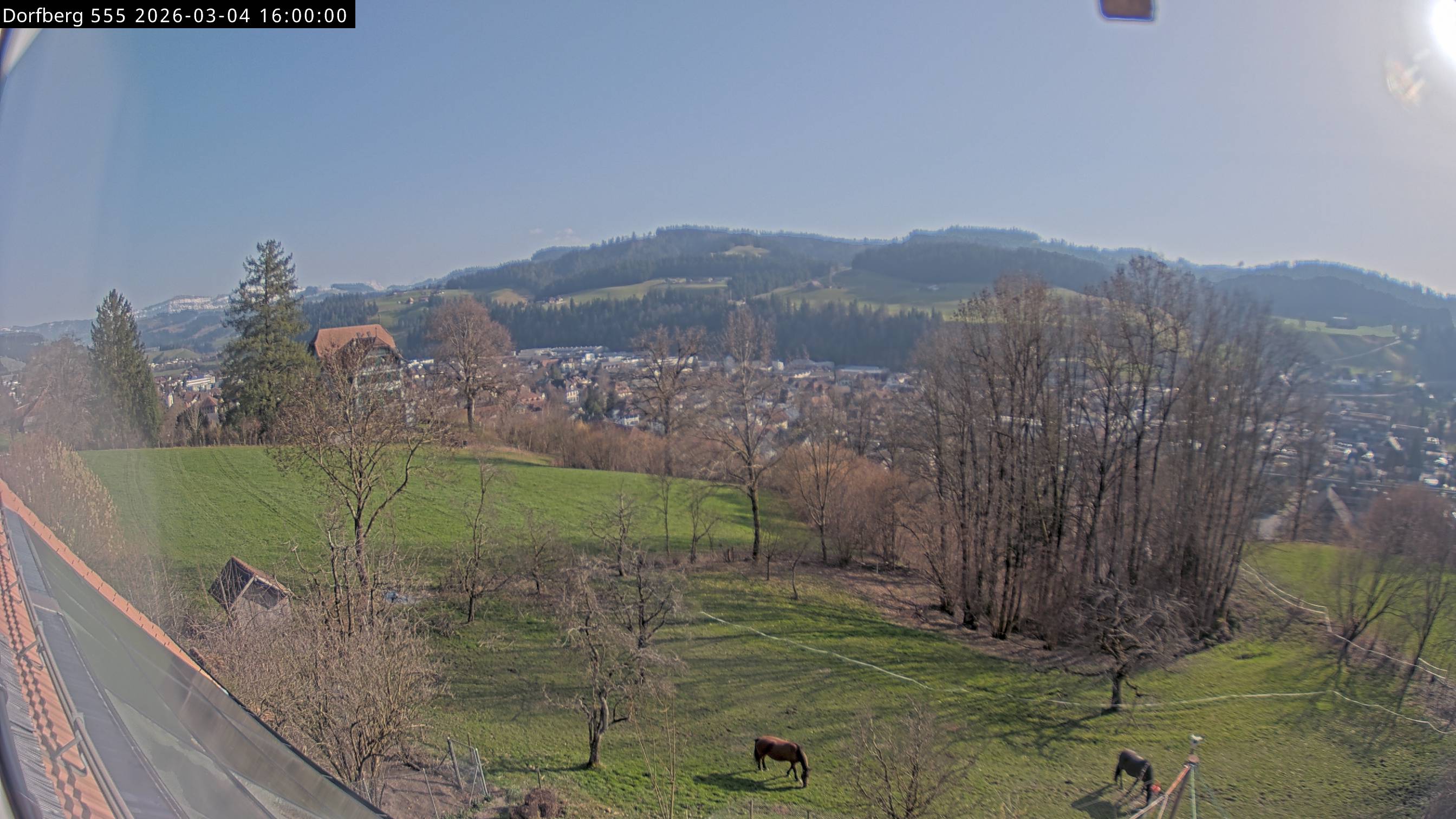 Webcam-Bild: Aussicht vom Dorfberg in Langnau 20260304-160000