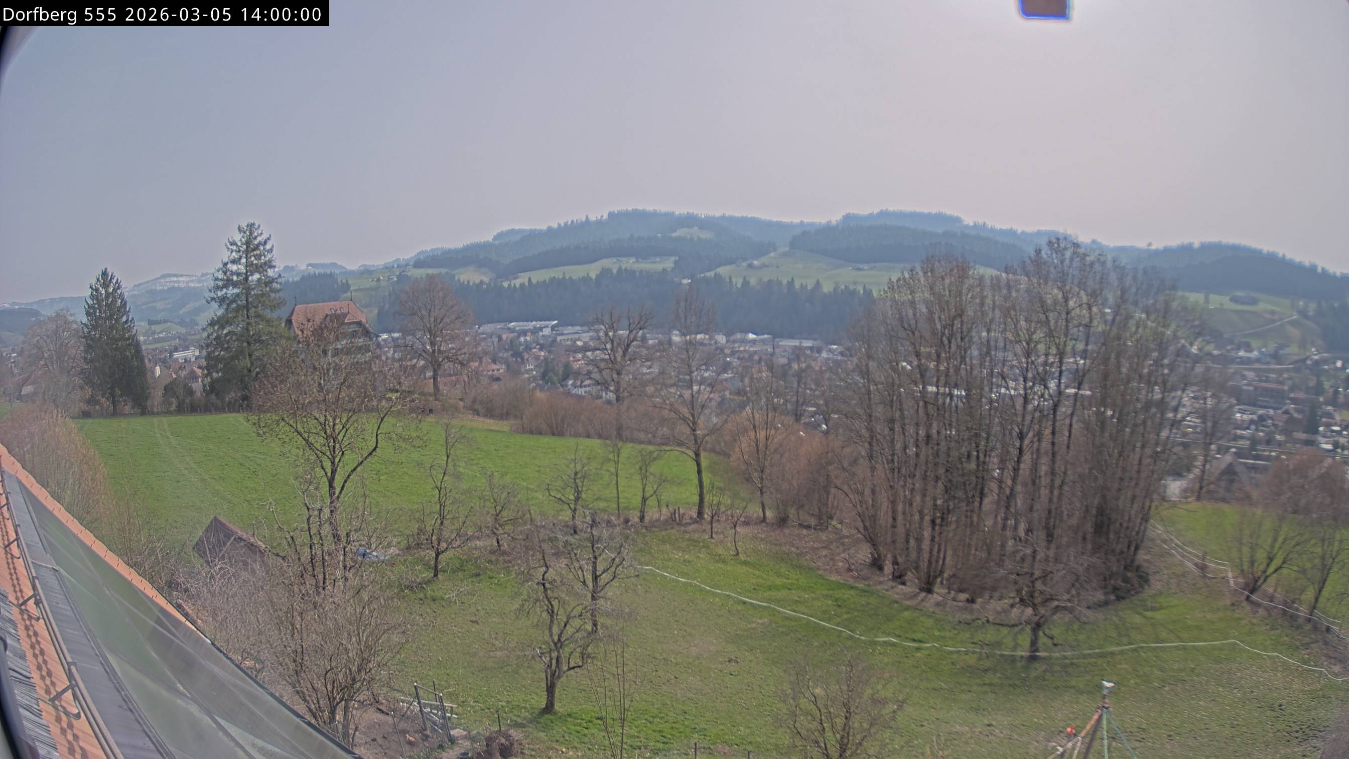 Webcam-Bild: Aussicht vom Dorfberg in Langnau 20260305-140000