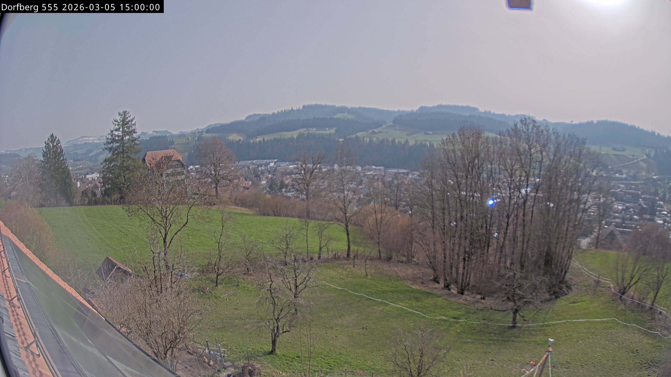 Webcam-Bild: Aussicht vom Dorfberg in Langnau 20260305-150000