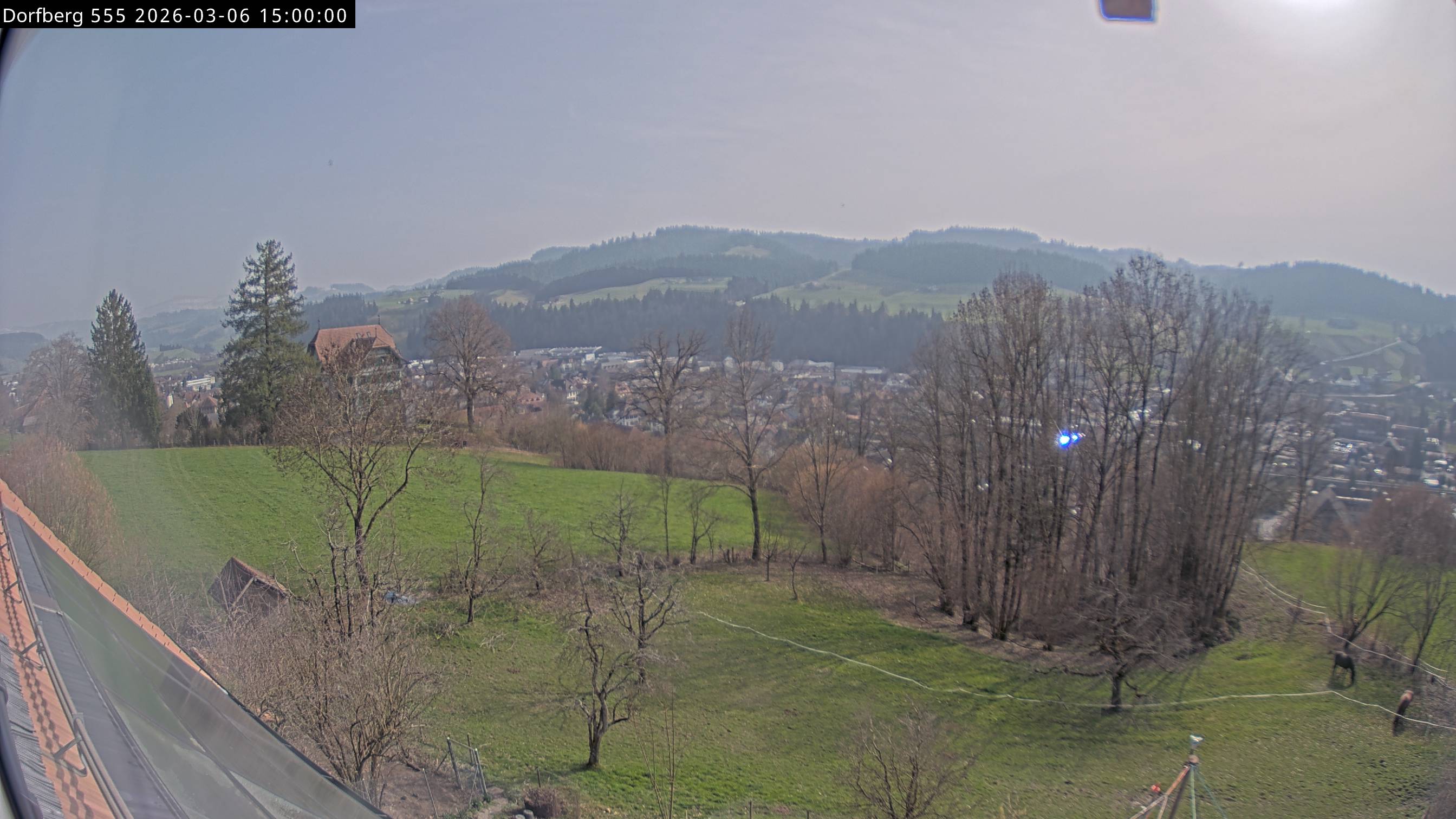 Webcam-Bild: Aussicht vom Dorfberg in Langnau 20260306-150000