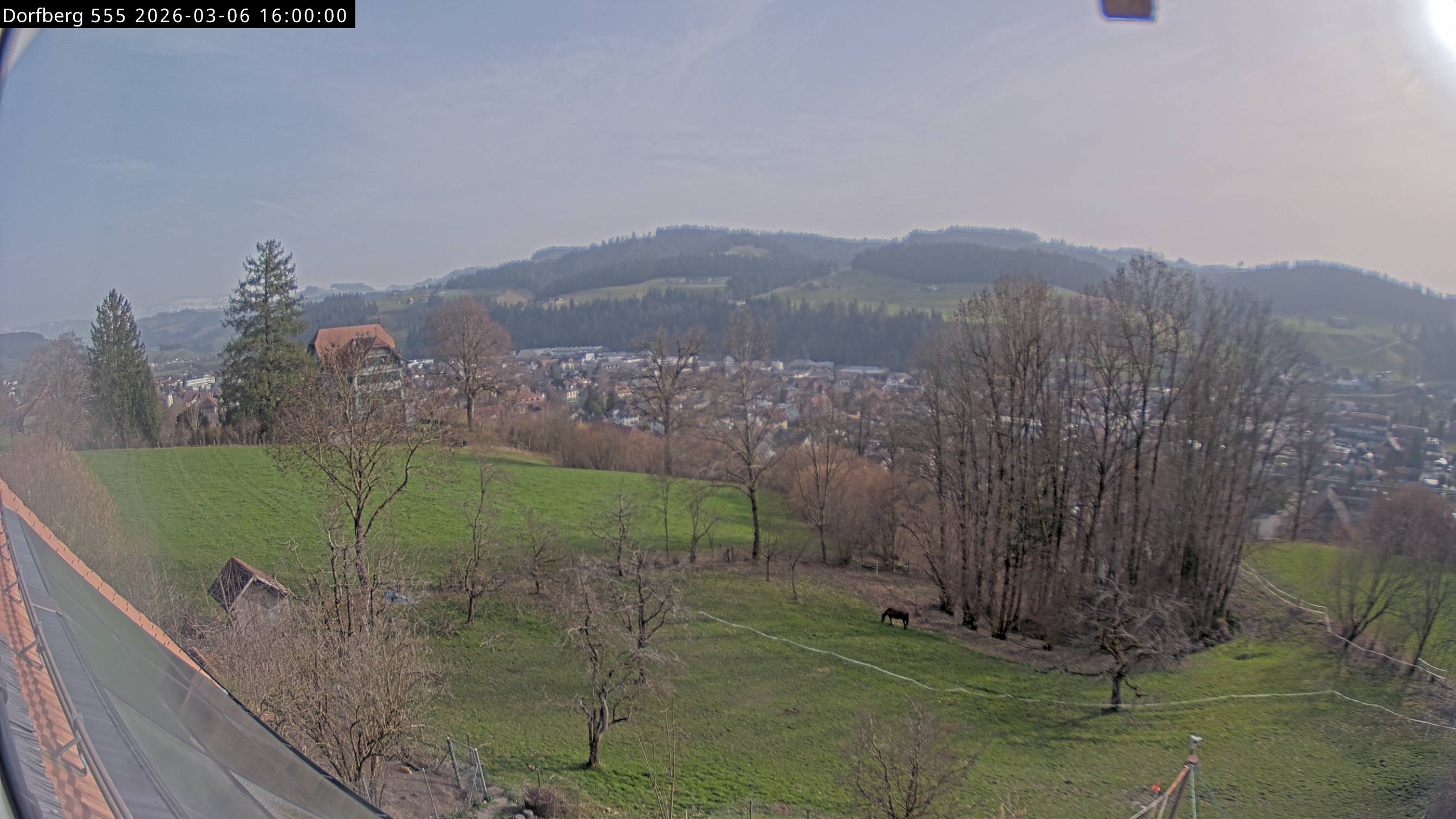 Webcam-Bild: Aussicht vom Dorfberg in Langnau 20260306-160000