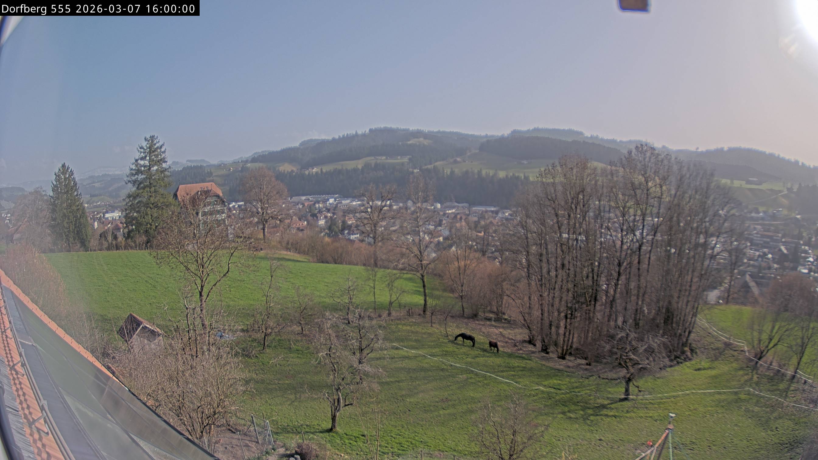 Webcam-Bild: Aussicht vom Dorfberg in Langnau 20260307-160000