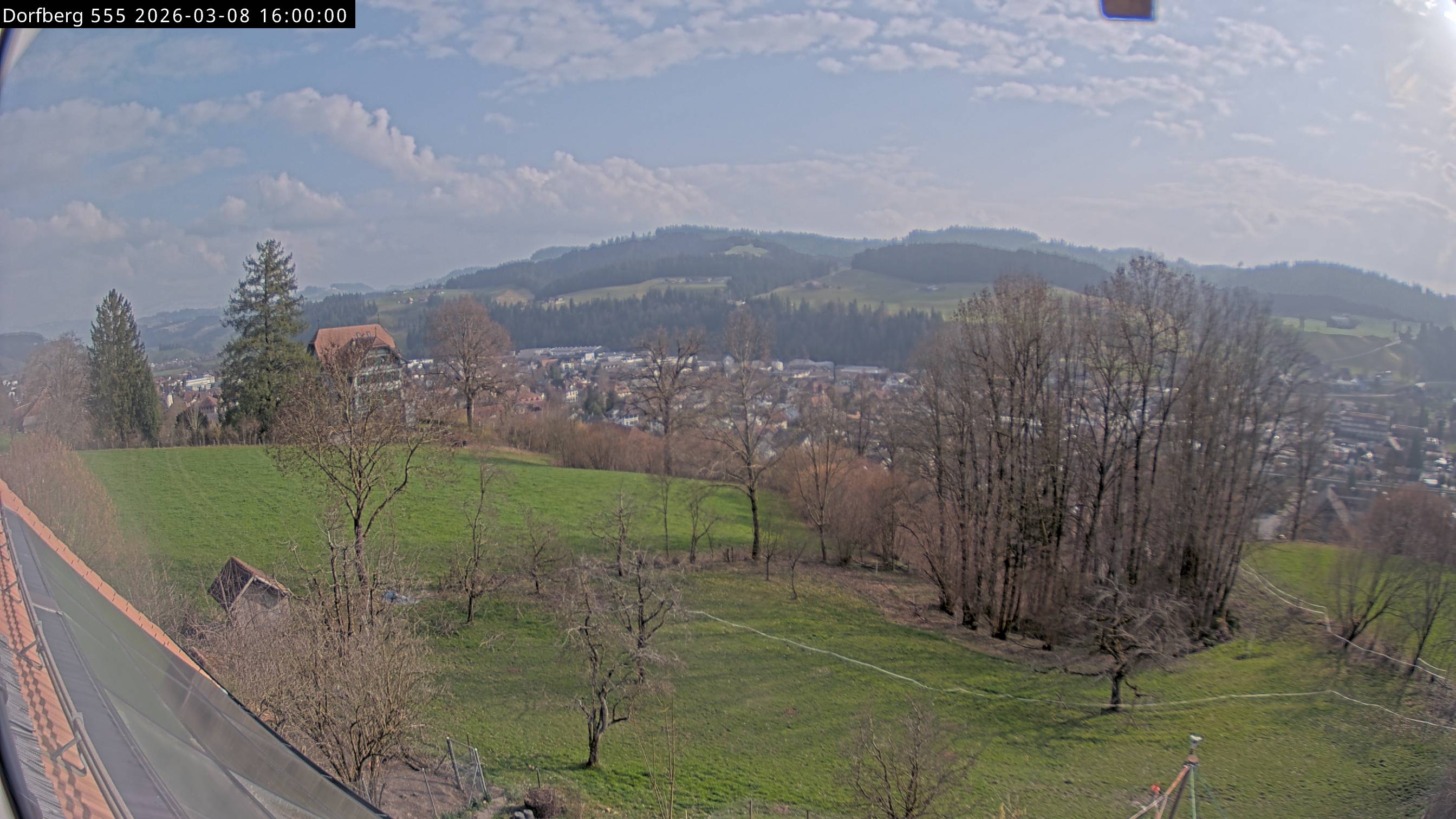 Webcam-Bild: Aussicht vom Dorfberg in Langnau 20260308-160000