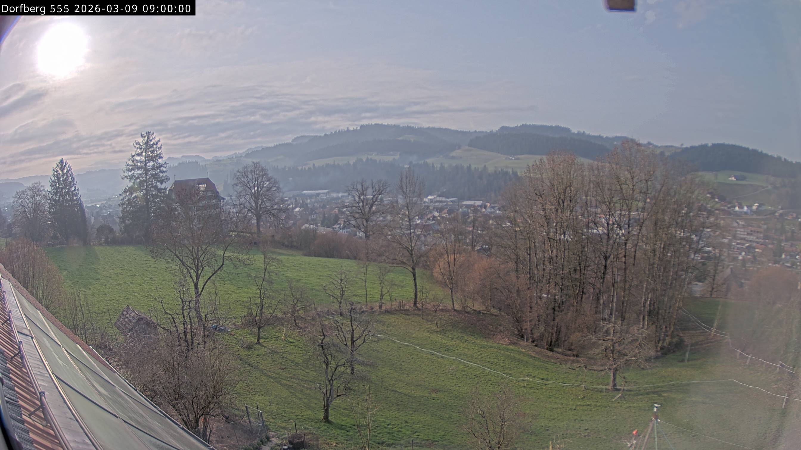 Webcam-Bild: Aussicht vom Dorfberg in Langnau 20260309-090000