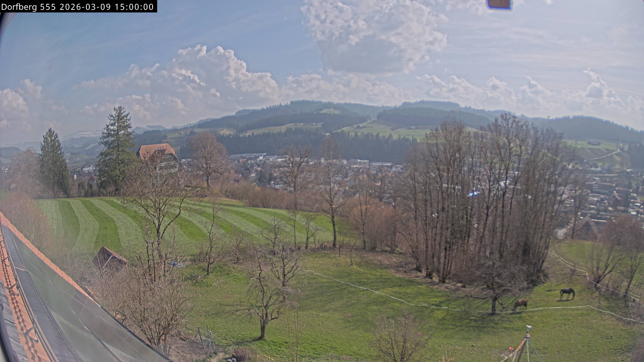 Webcam-Bild: Aussicht vom Dorfberg in Langnau 20260309-150000