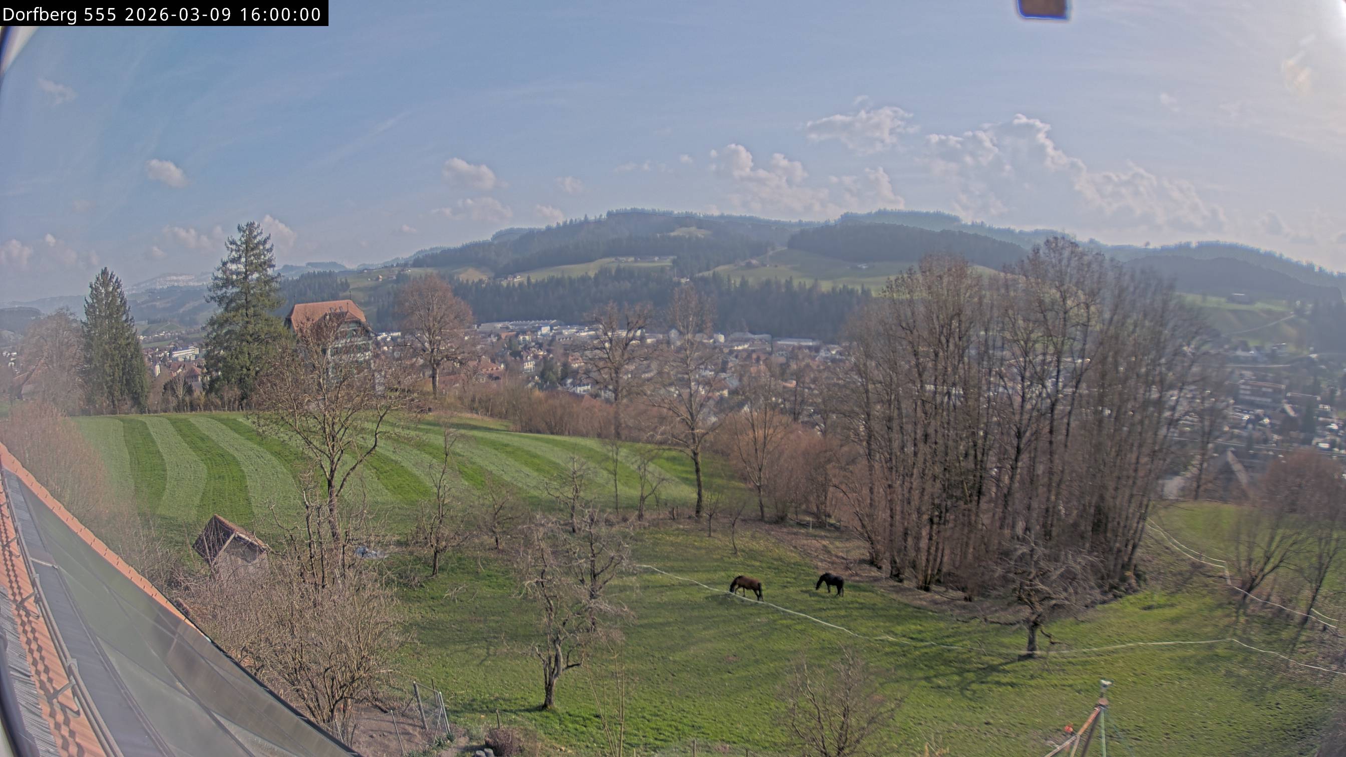 Webcam-Bild: Aussicht vom Dorfberg in Langnau 20260309-160000