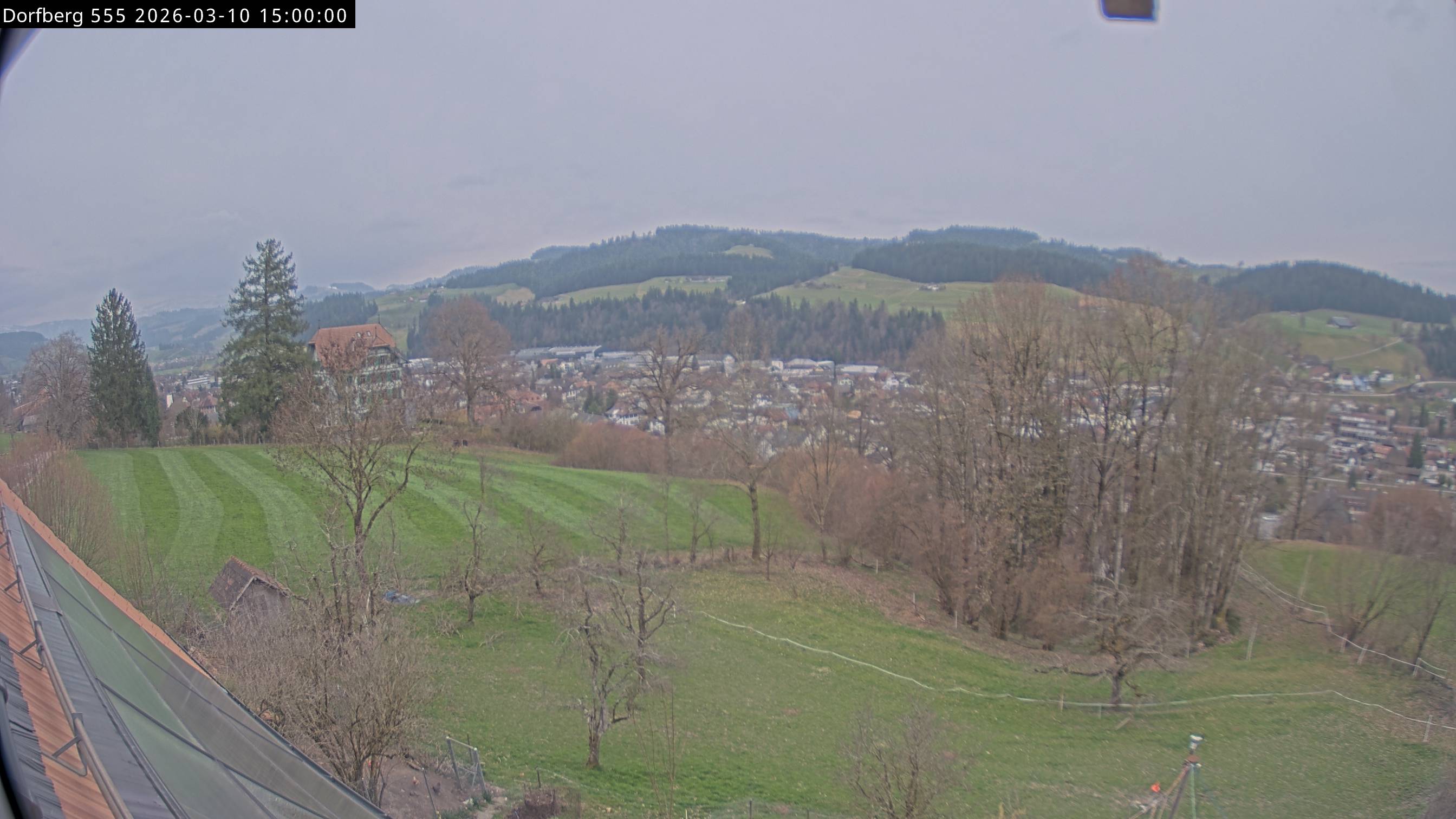 Webcam-Bild: Aussicht vom Dorfberg in Langnau 20260310-150000