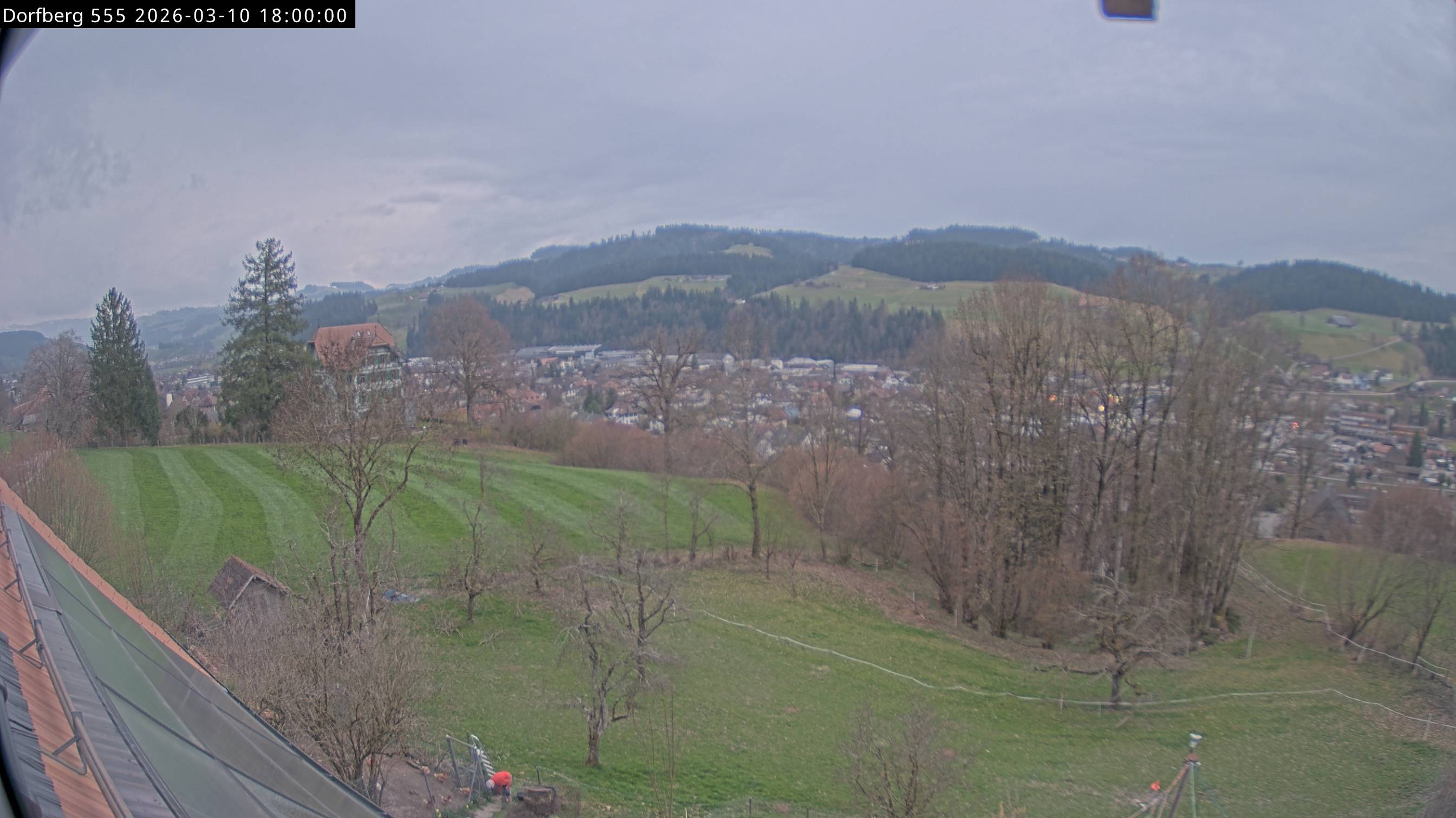 Webcam-Bild: Aussicht vom Dorfberg in Langnau 20260310-180000