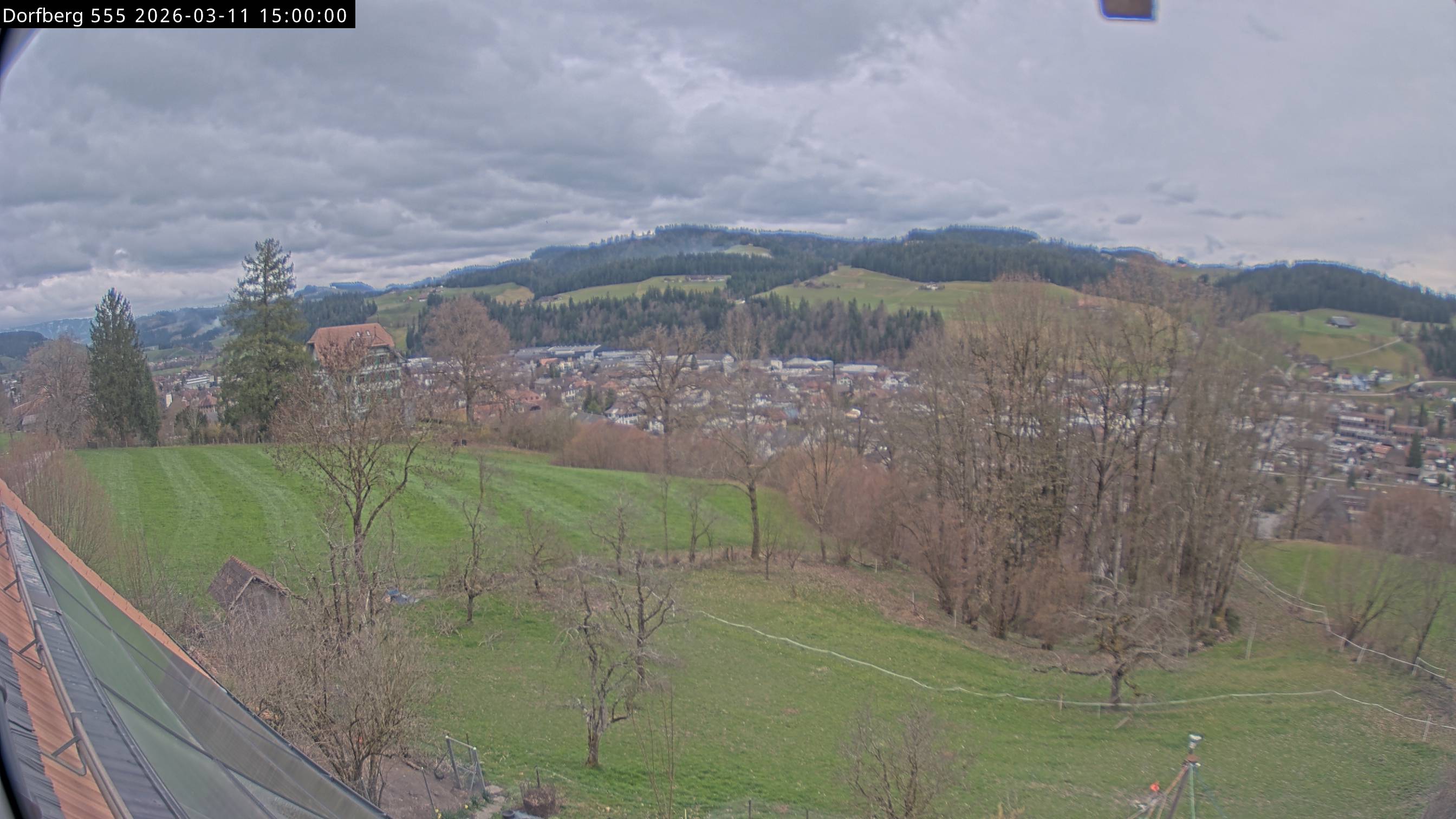 Webcam-Bild: Aussicht vom Dorfberg in Langnau 20260311-150000