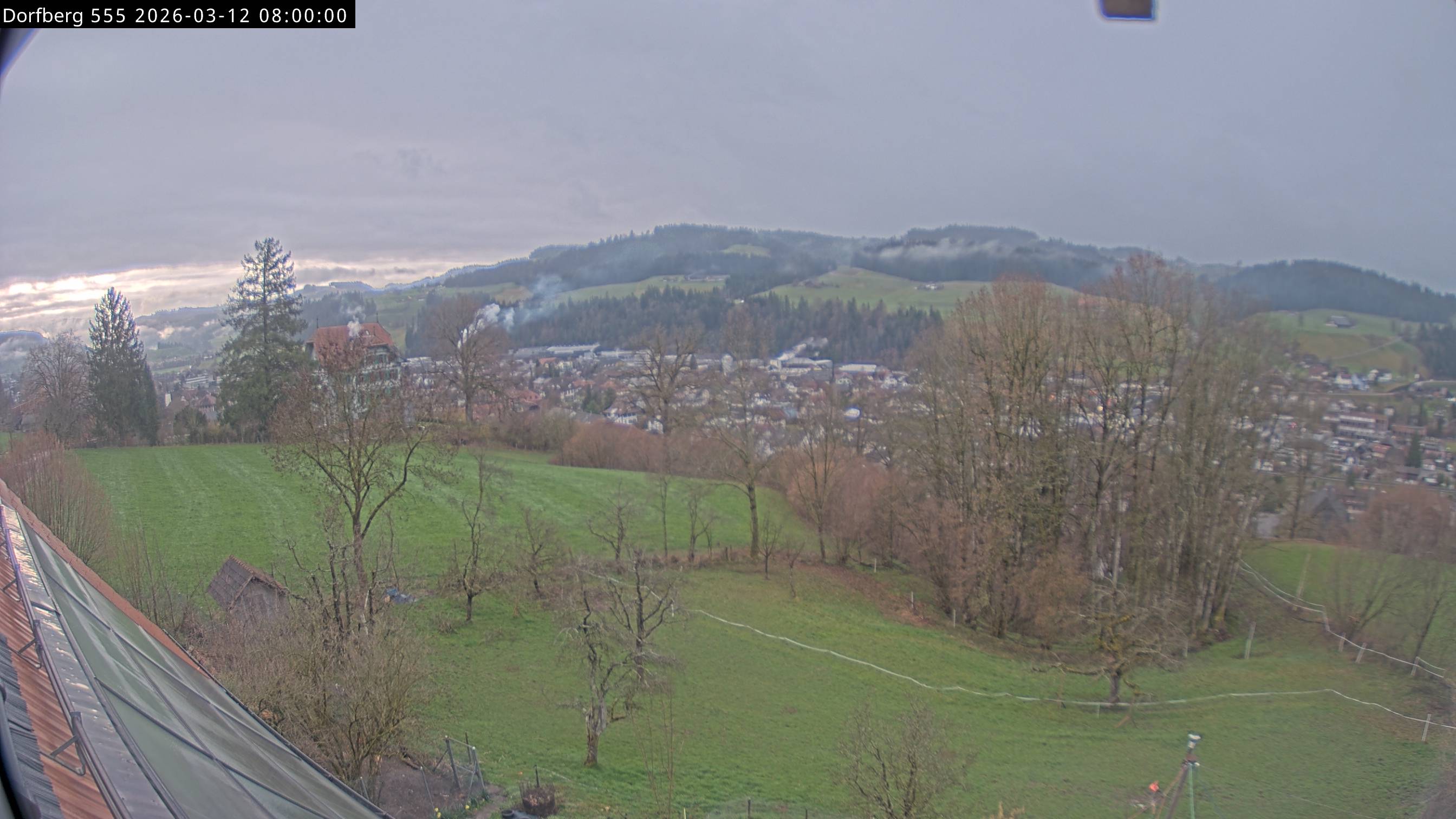 Webcam-Bild: Aussicht vom Dorfberg in Langnau 20260312-080000