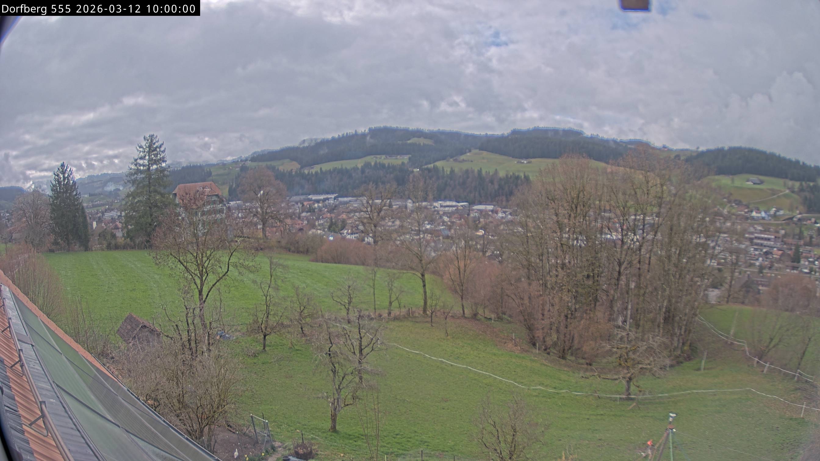 Webcam-Bild: Aussicht vom Dorfberg in Langnau 20260312-100000