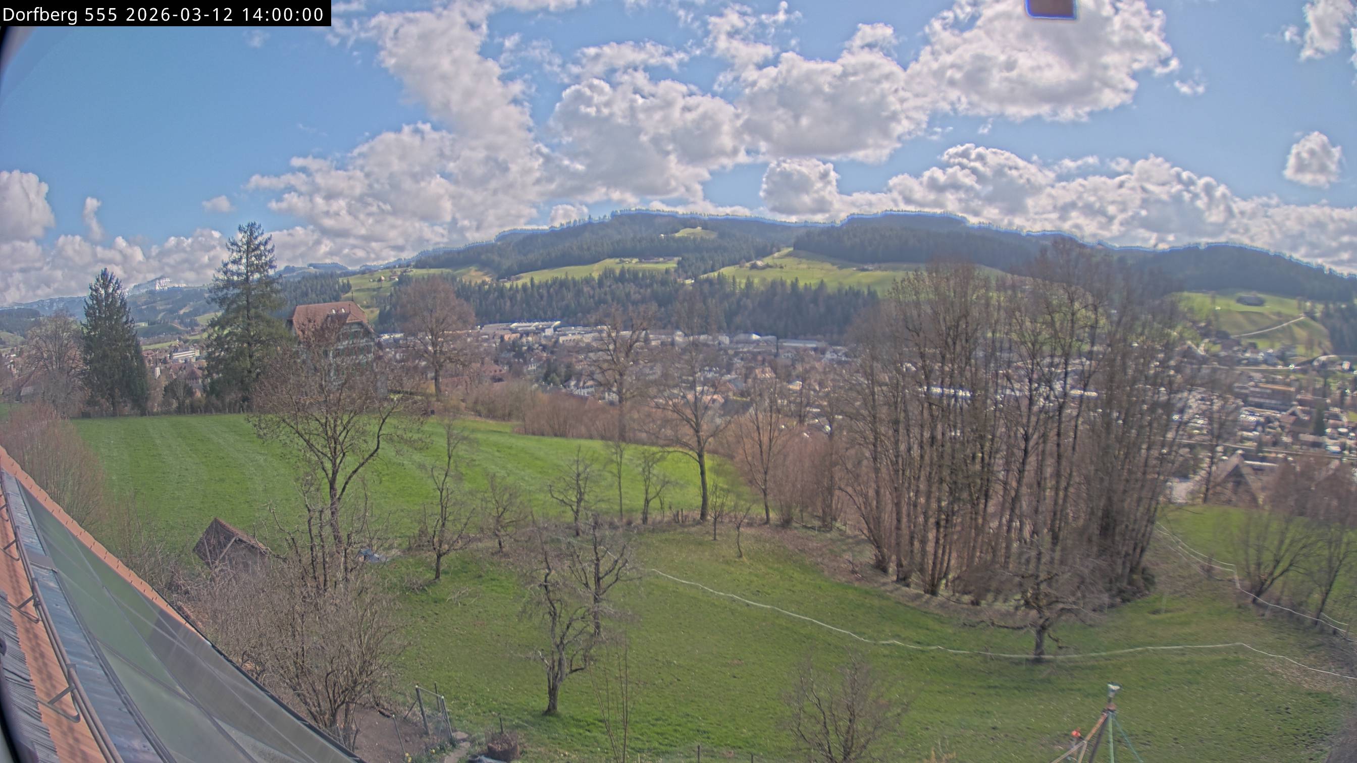 Webcam-Bild: Aussicht vom Dorfberg in Langnau 20260312-140000