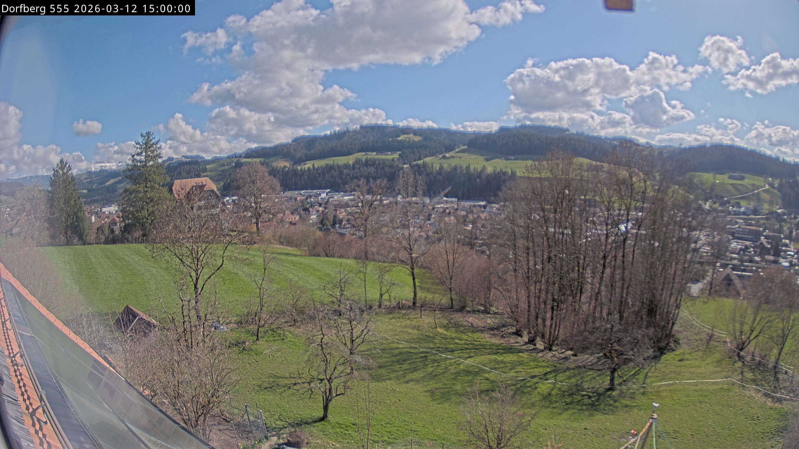 Webcam-Bild: Aussicht vom Dorfberg in Langnau 20260312-150000