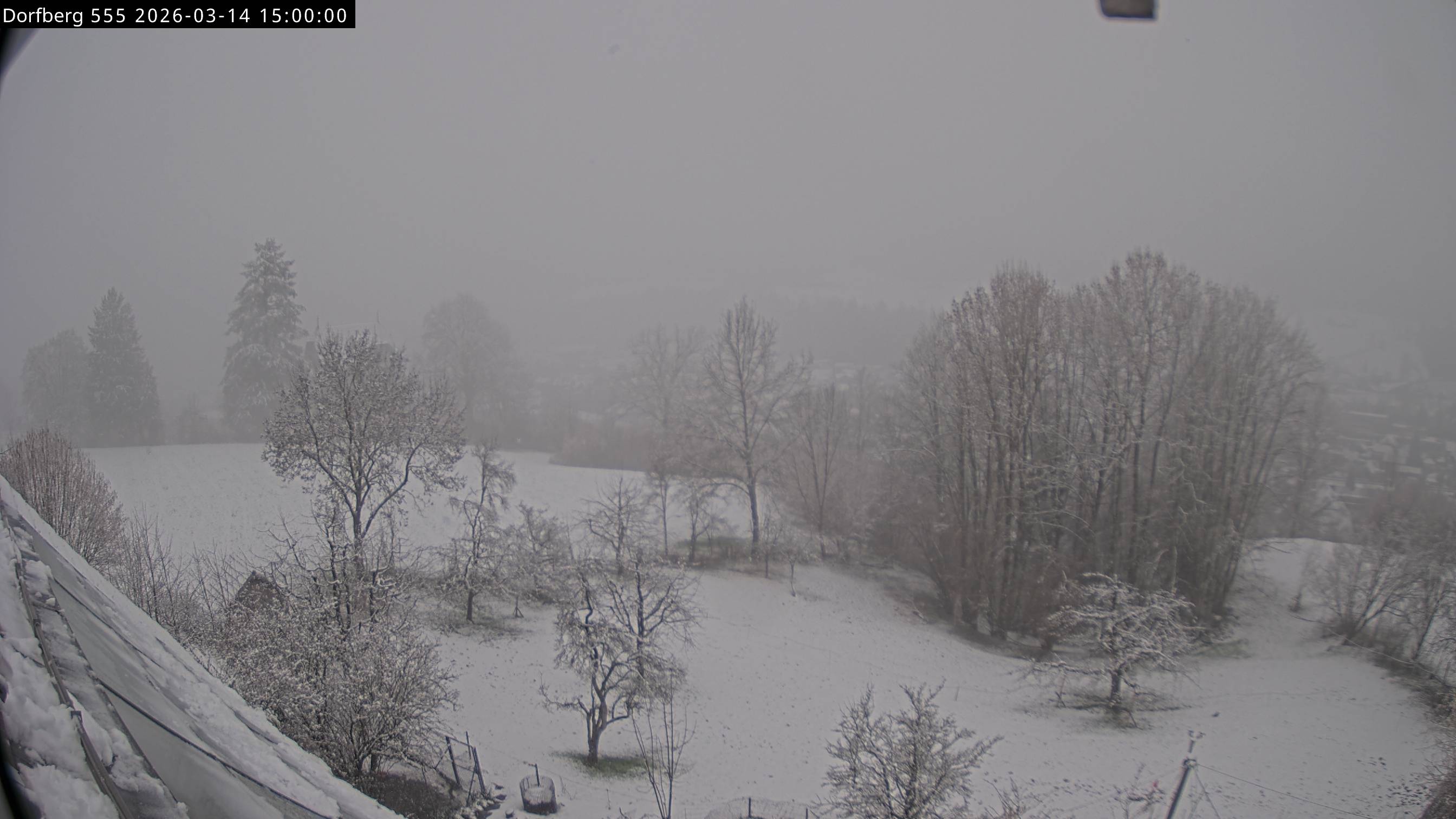 Webcam-Bild: Aussicht vom Dorfberg in Langnau 20260314-150000