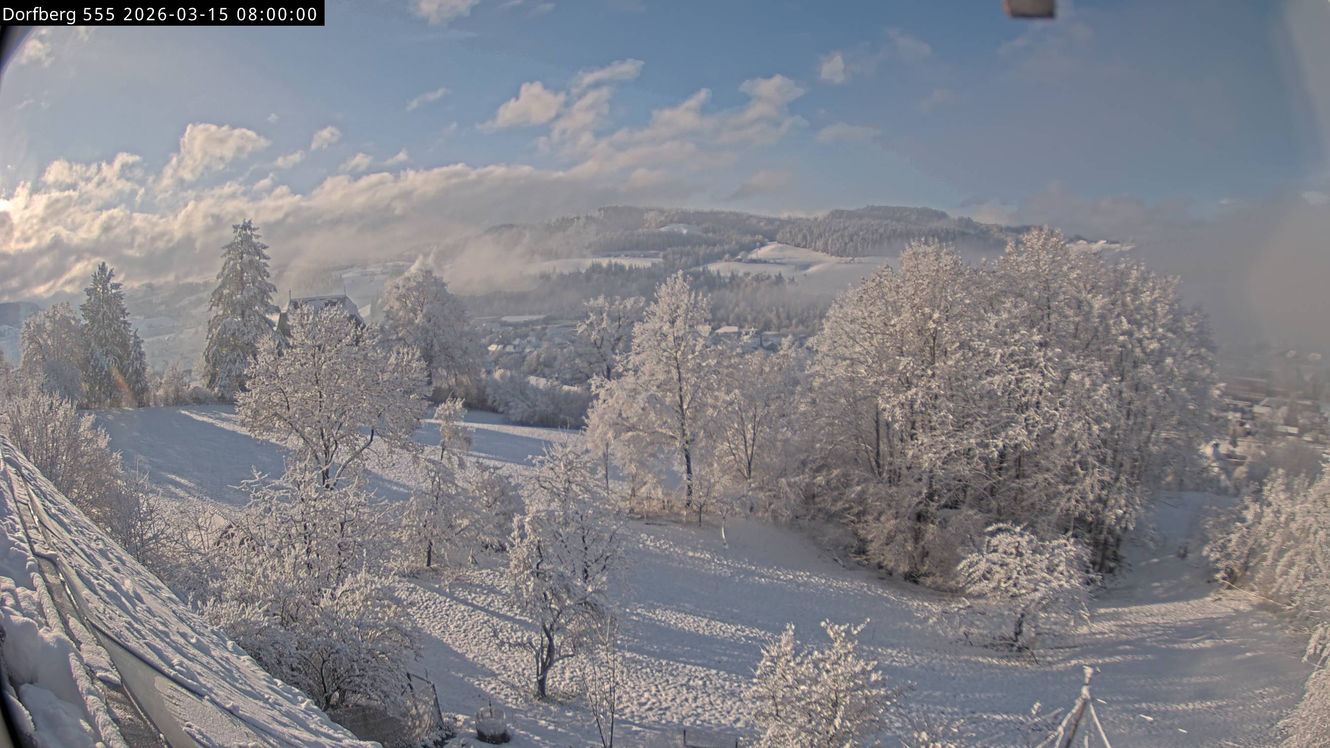 Webcam-Bild: Aussicht vom Dorfberg in Langnau 20260315-080000