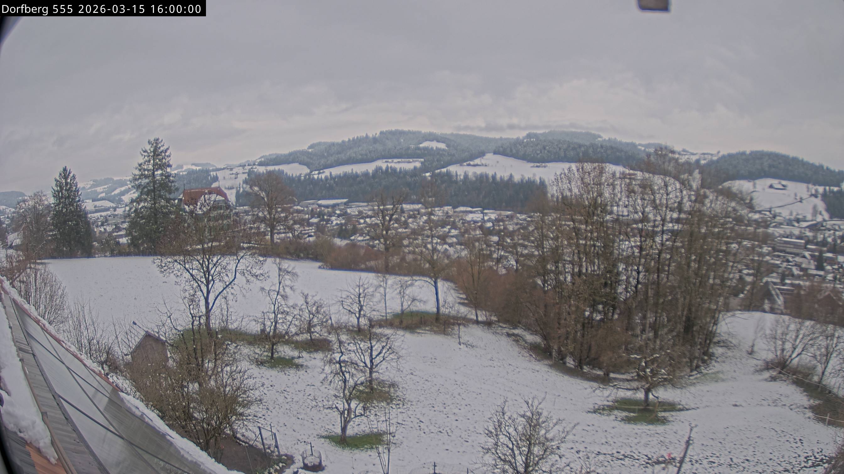 Webcam-Bild: Aussicht vom Dorfberg in Langnau 20260315-160000