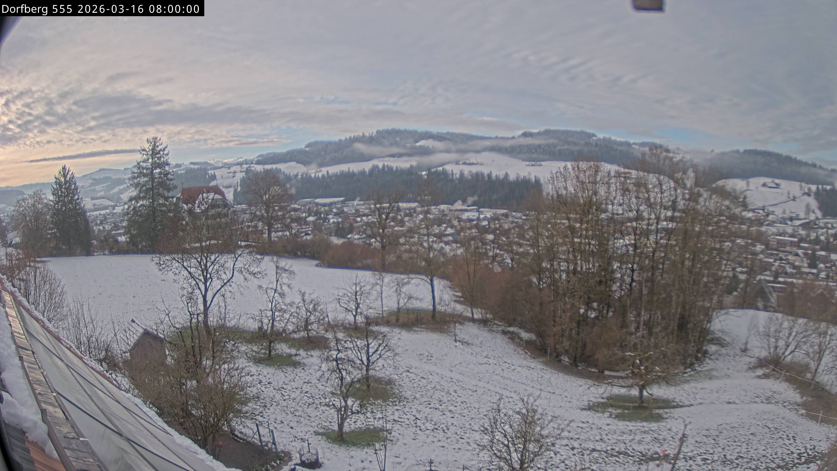 Webcam-Bild: Aussicht vom Dorfberg in Langnau 20260316-080000