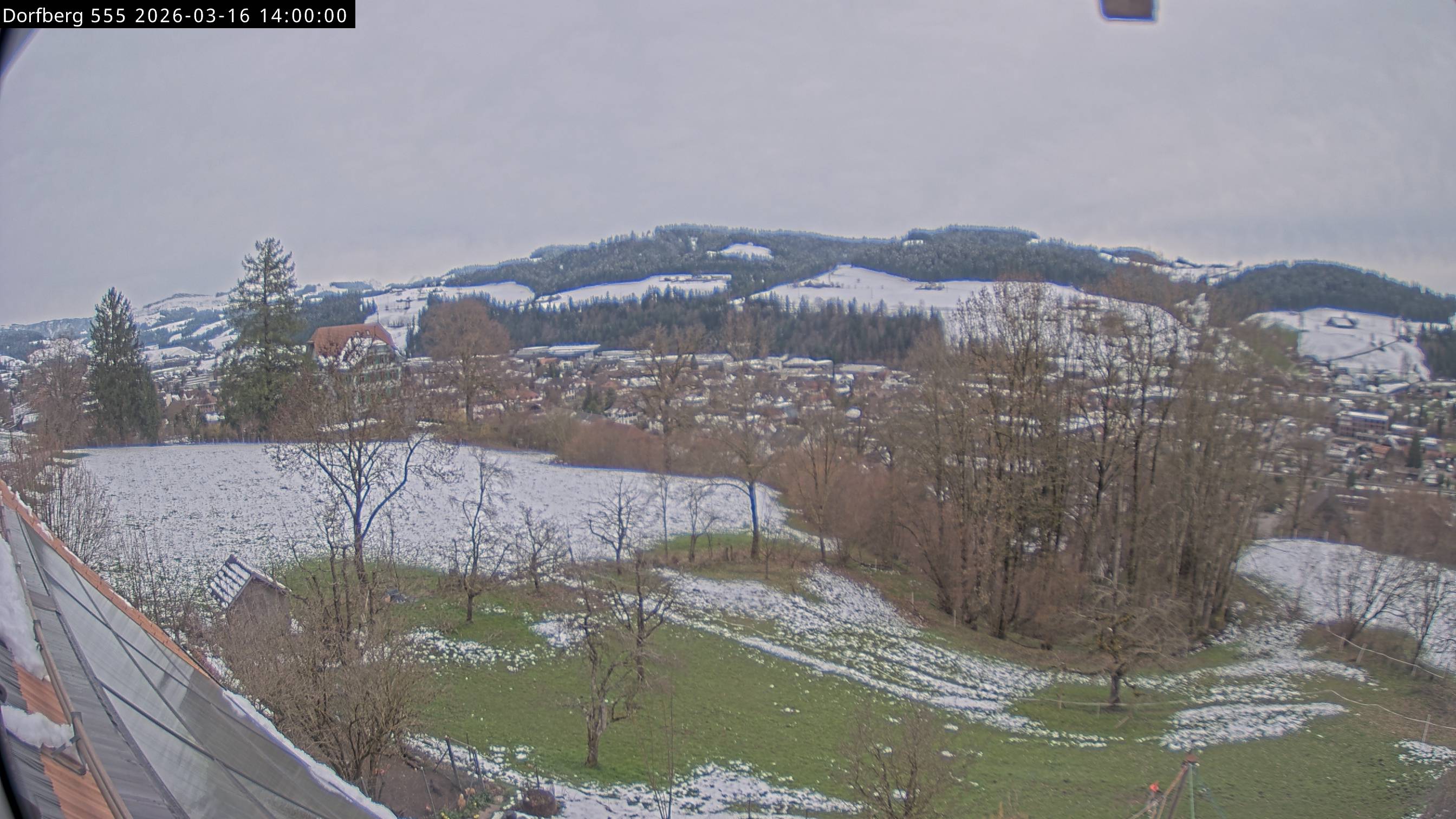 Webcam-Bild: Aussicht vom Dorfberg in Langnau 20260316-140000