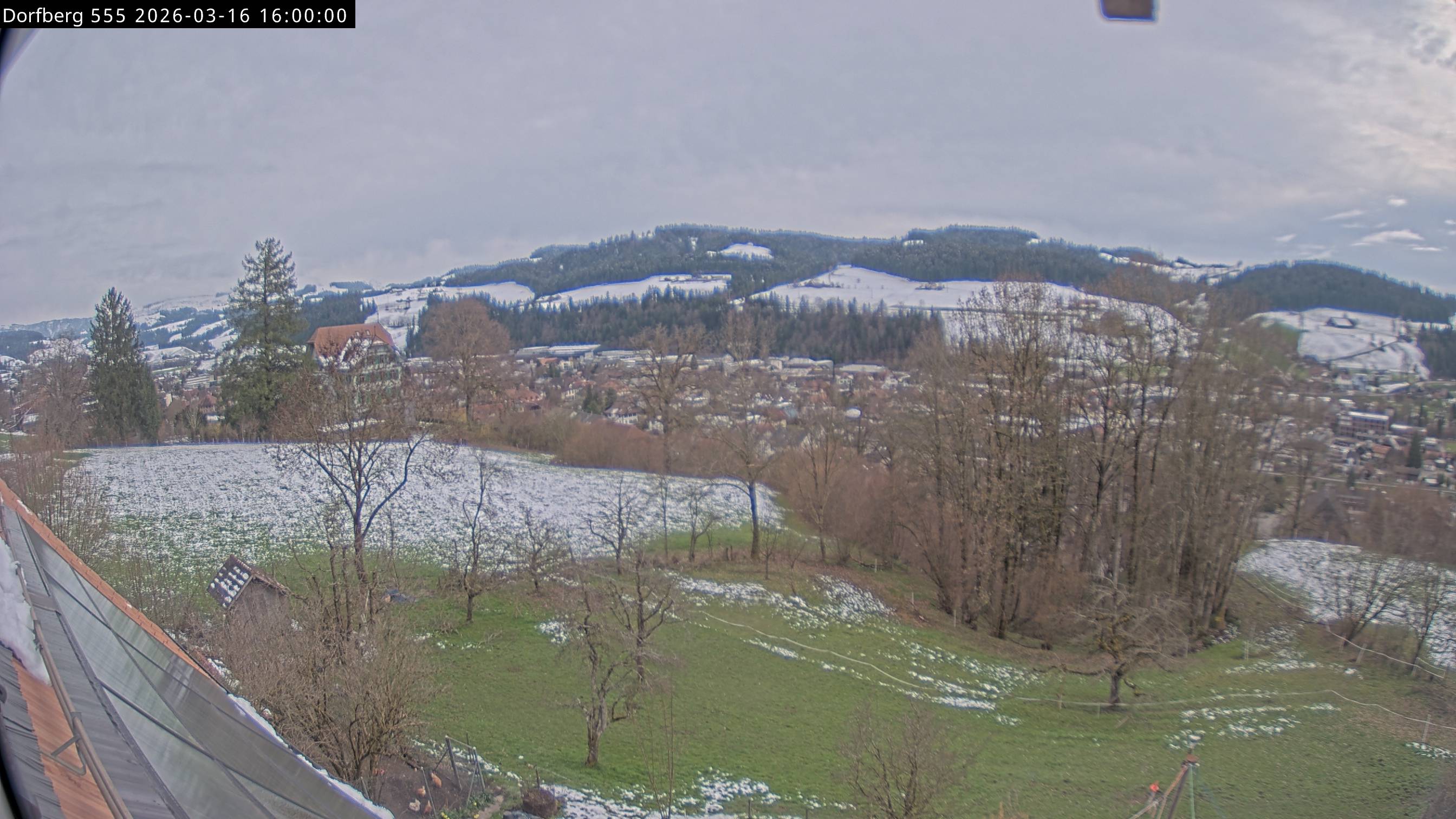 Webcam-Bild: Aussicht vom Dorfberg in Langnau 20260316-160000